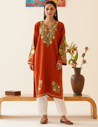 Rang-e-Khizan Autumnal Chinar Aari Phiran - Kashmir Box