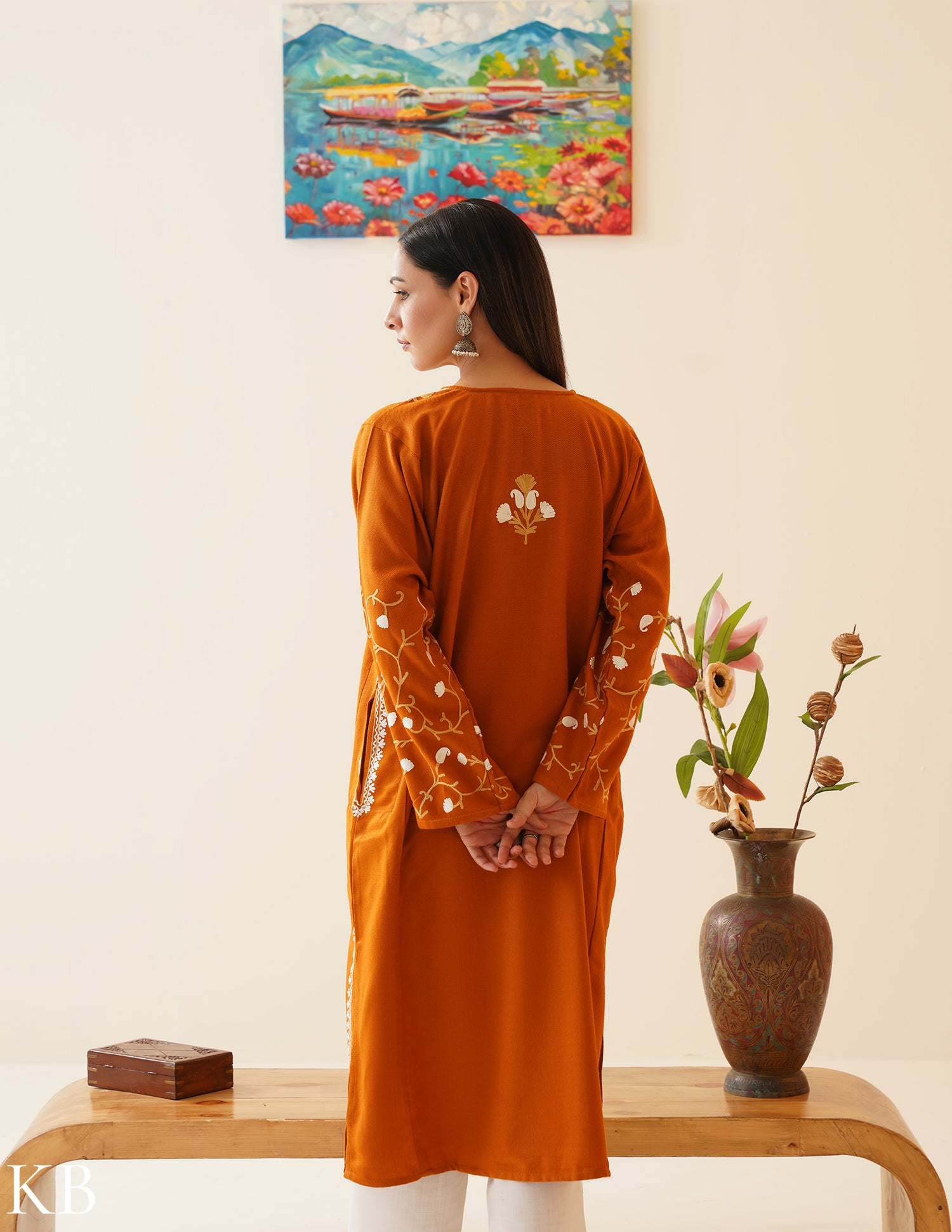 Rang-e-Khizan Marigold Arched Paisley Aari Phiran