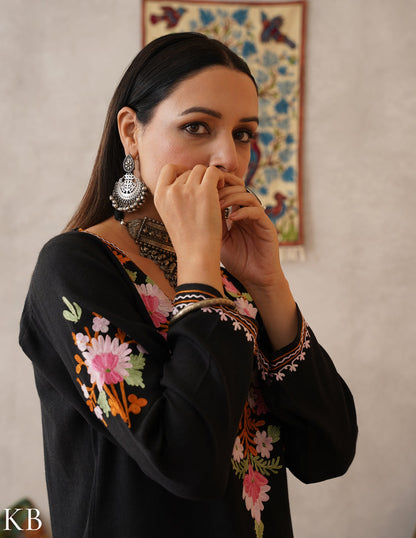 meHER Bold Black Kashmiri Aari Woollen Co-ord Set - Kashmir Box