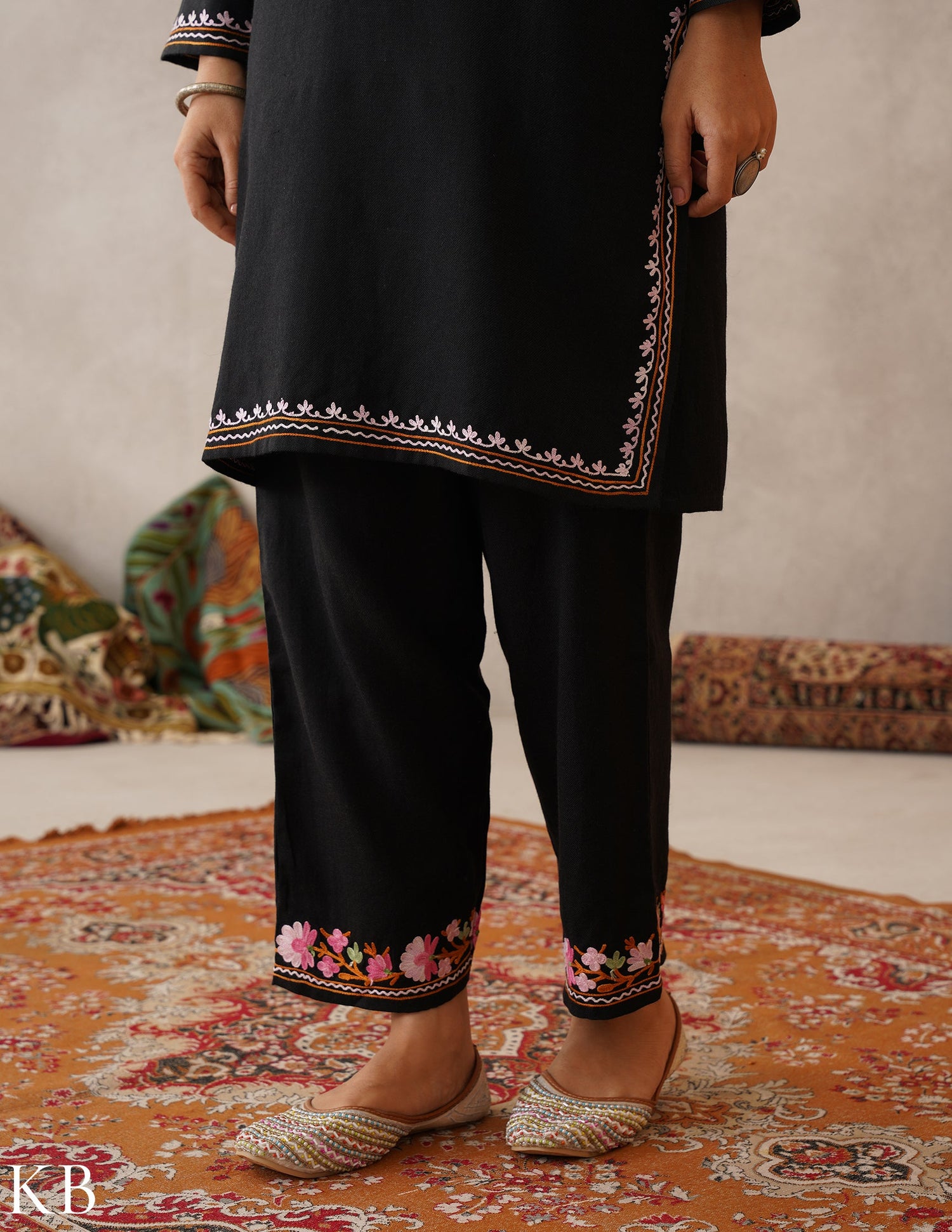 meHER Bold Black Kashmiri Aari Woollen Co-ord Set