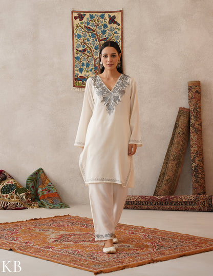 meHER Cream White Kashmiri Silver Zari Woollen Co-ord Set