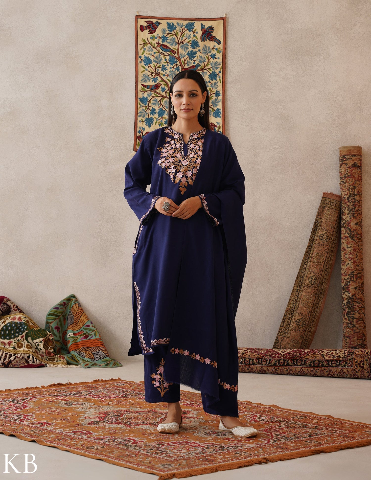 meHER Navy Blue Kashmiri Aari Woollen Co-ord Set