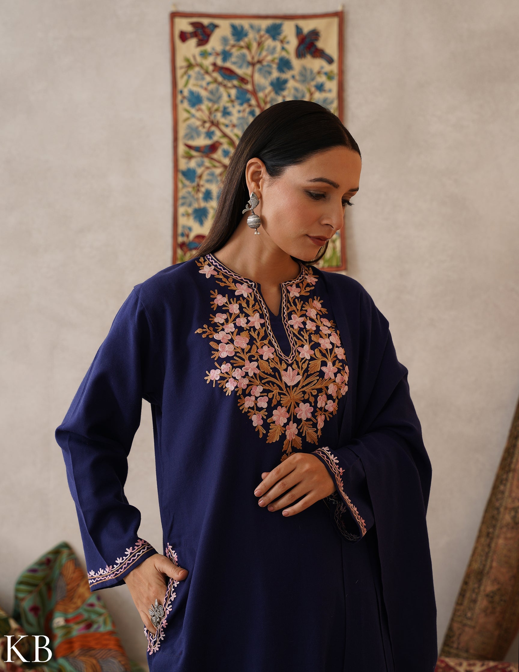 meHER Navy Blue Kashmiri Aari Woollen Co-ord Set - Kashmir Box