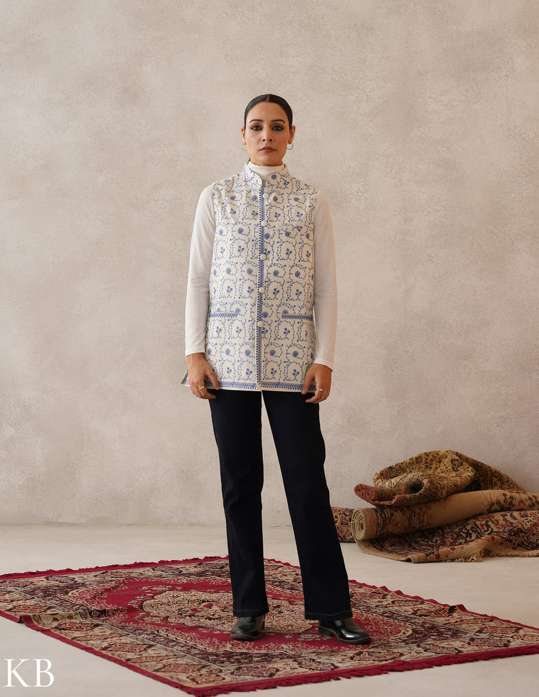 Nayaab Off-White Kashmiri Blue Sozni Fine Wool Waistcoat - Kashmir Box