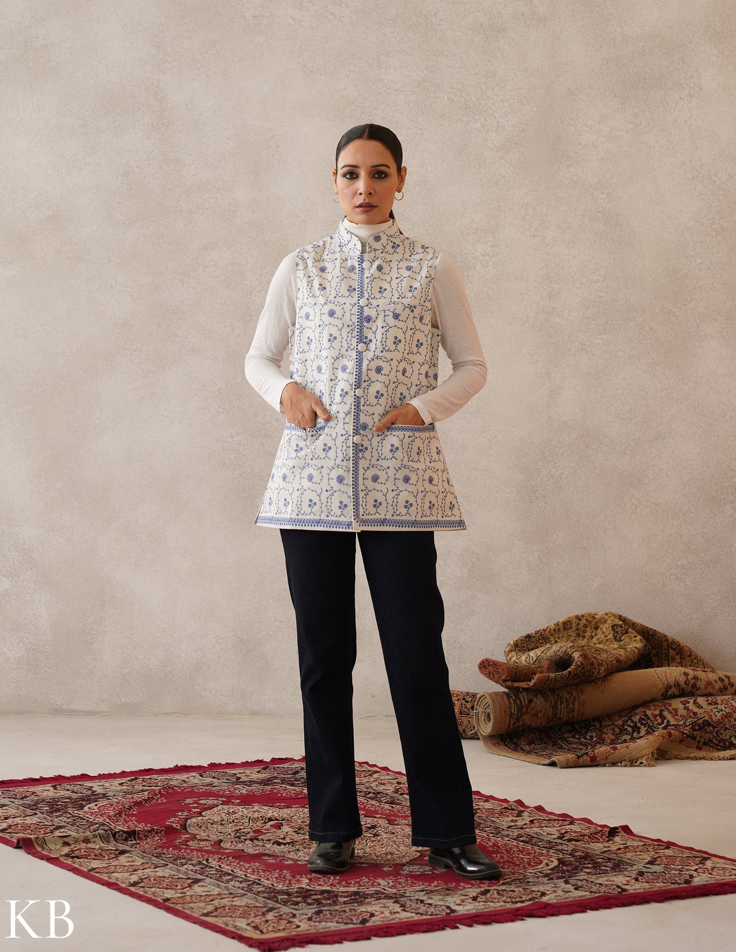 Nayaab Off-White Kashmiri Blue Sozni Fine Wool Waistcoat - Kashmir Box