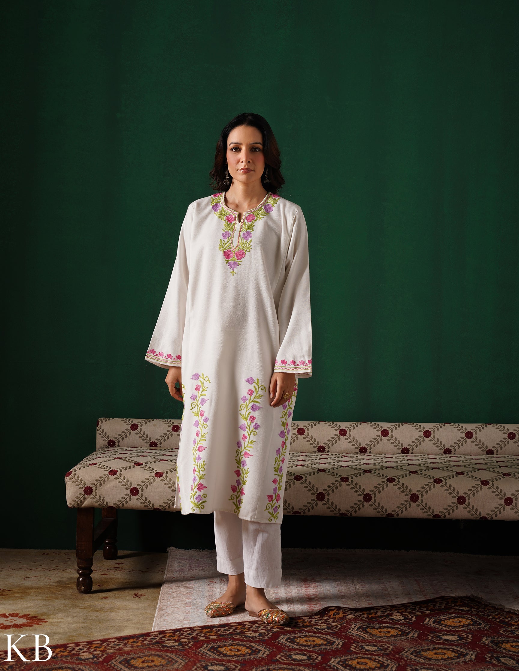 Kashmiri Pink, Green &amp; Purple Aari Embroidered Woollen Phiran – White | Timeless Winter Wear