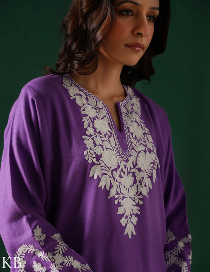 Kashmiri White Aari Embroidered Woollen Phiran – Purple | Timeless Winter Wear