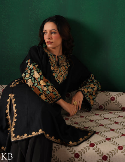 Rang-e-Khizan Pure Luxurious Wool Black Aari Phiran