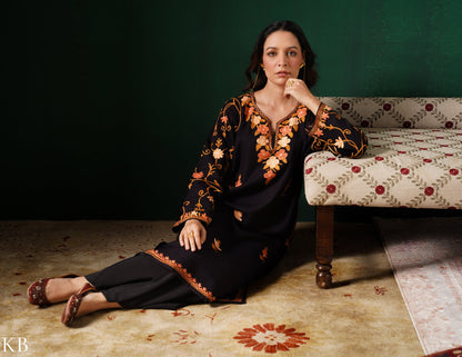 Kashmiri Pink &amp; Brown Aari Embroidered Woollen Phiran – Black | Timeless Winter Wear - Kashmir Box