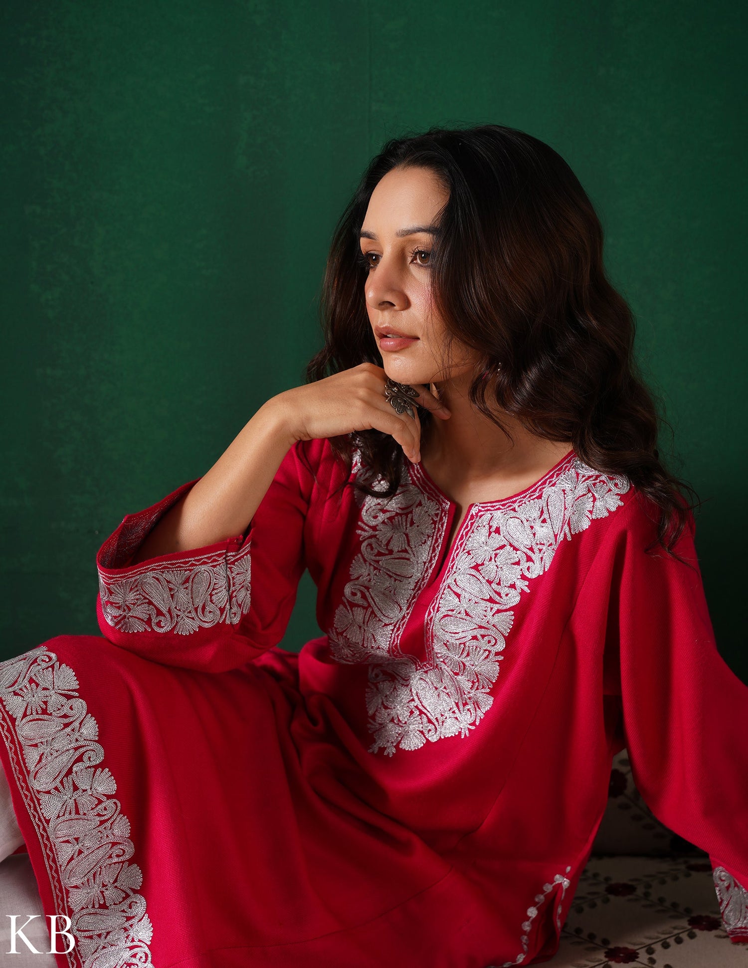 Kashmiri Silver Zari Embroidered Woollen Phiran – Pink | Handcrafted Heritage