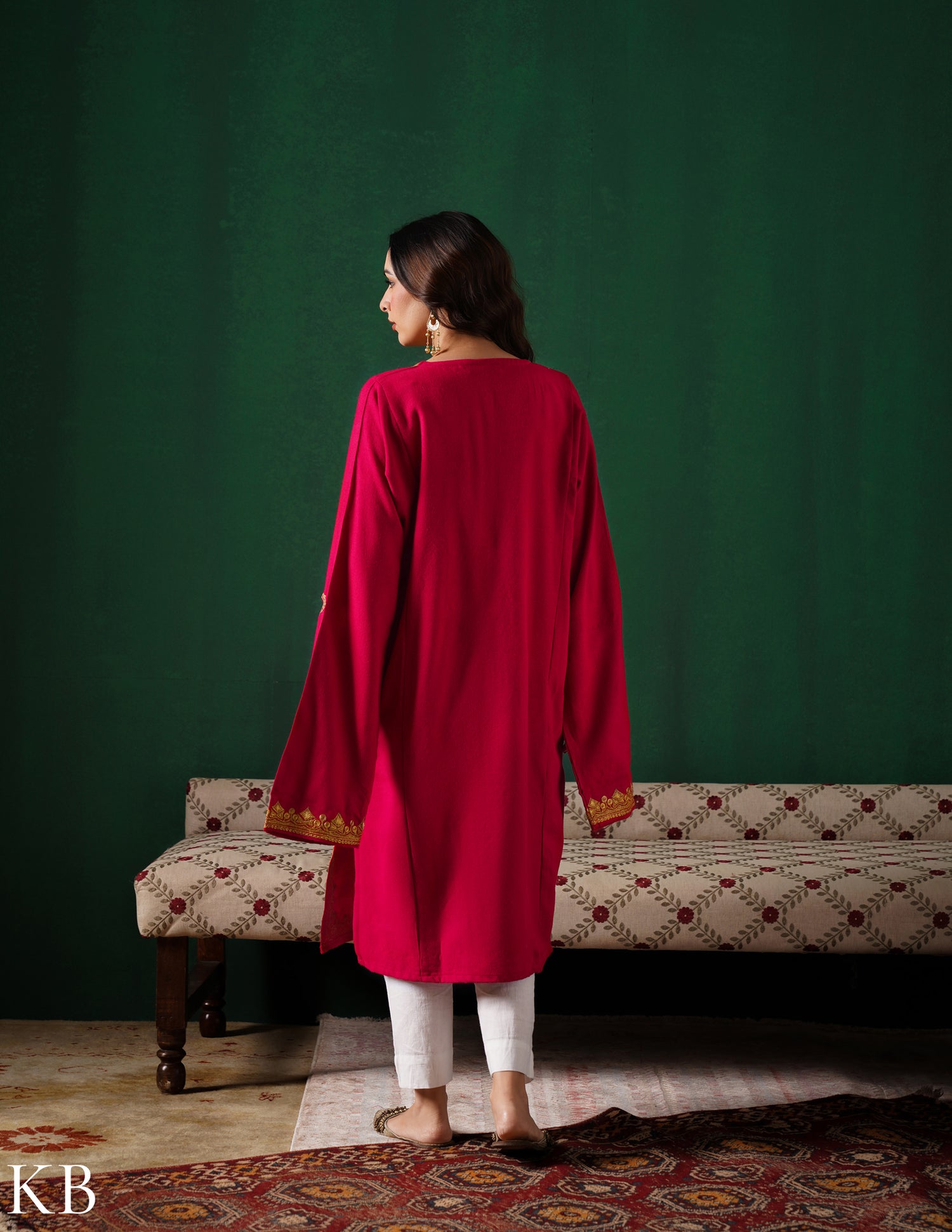 Kashmiri Golden Boti Tilla Embroidered Woollen Phiran – Magenta Pink | Handcrafted Heritage