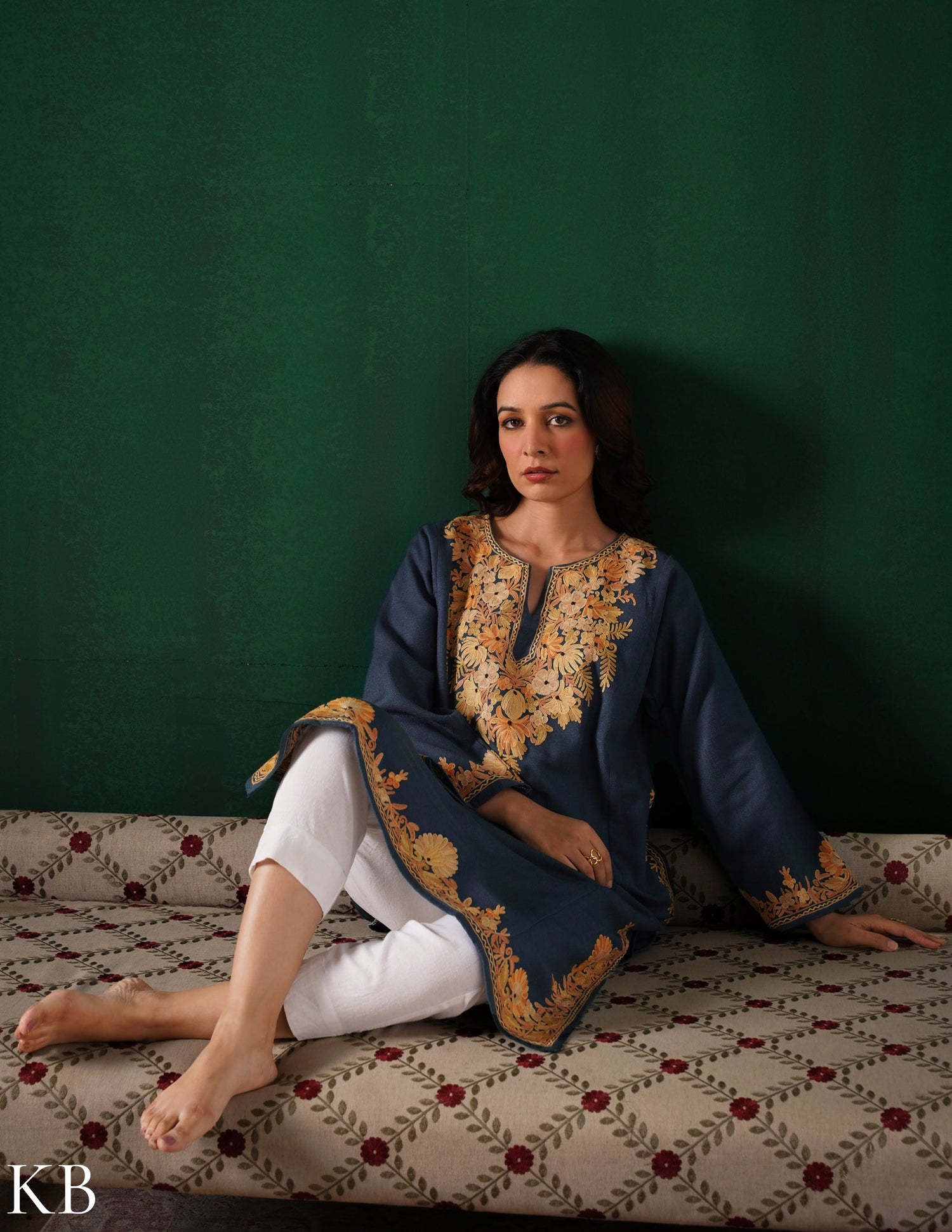Kashmiri Beige Aari Embroidered Woollen Phiran – Grey | Timeless Winter Wear - Kashmir Box