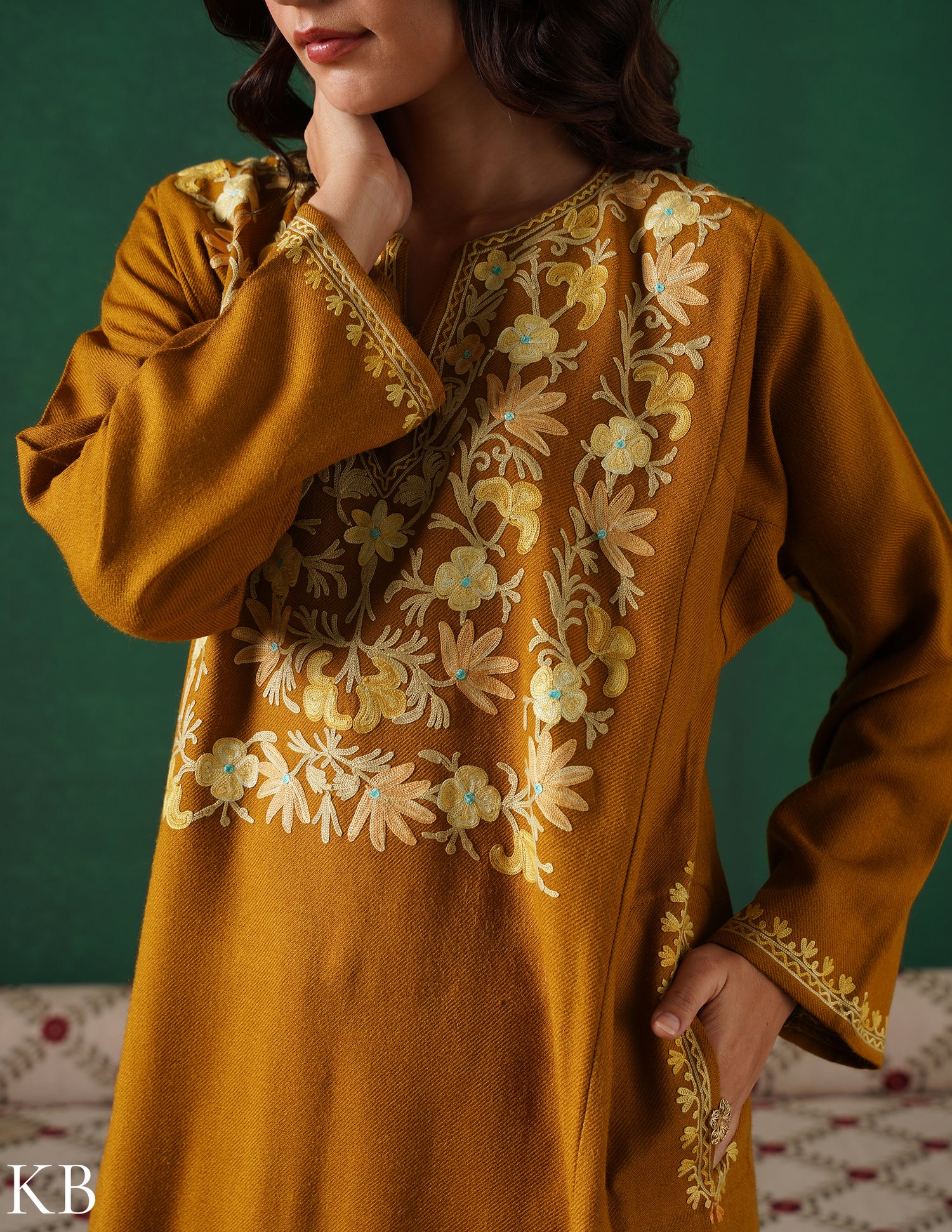 Kashmiri Light Mustard Aari Embroidered Woollen Phiran – Mustard | Timeless Winter Wear