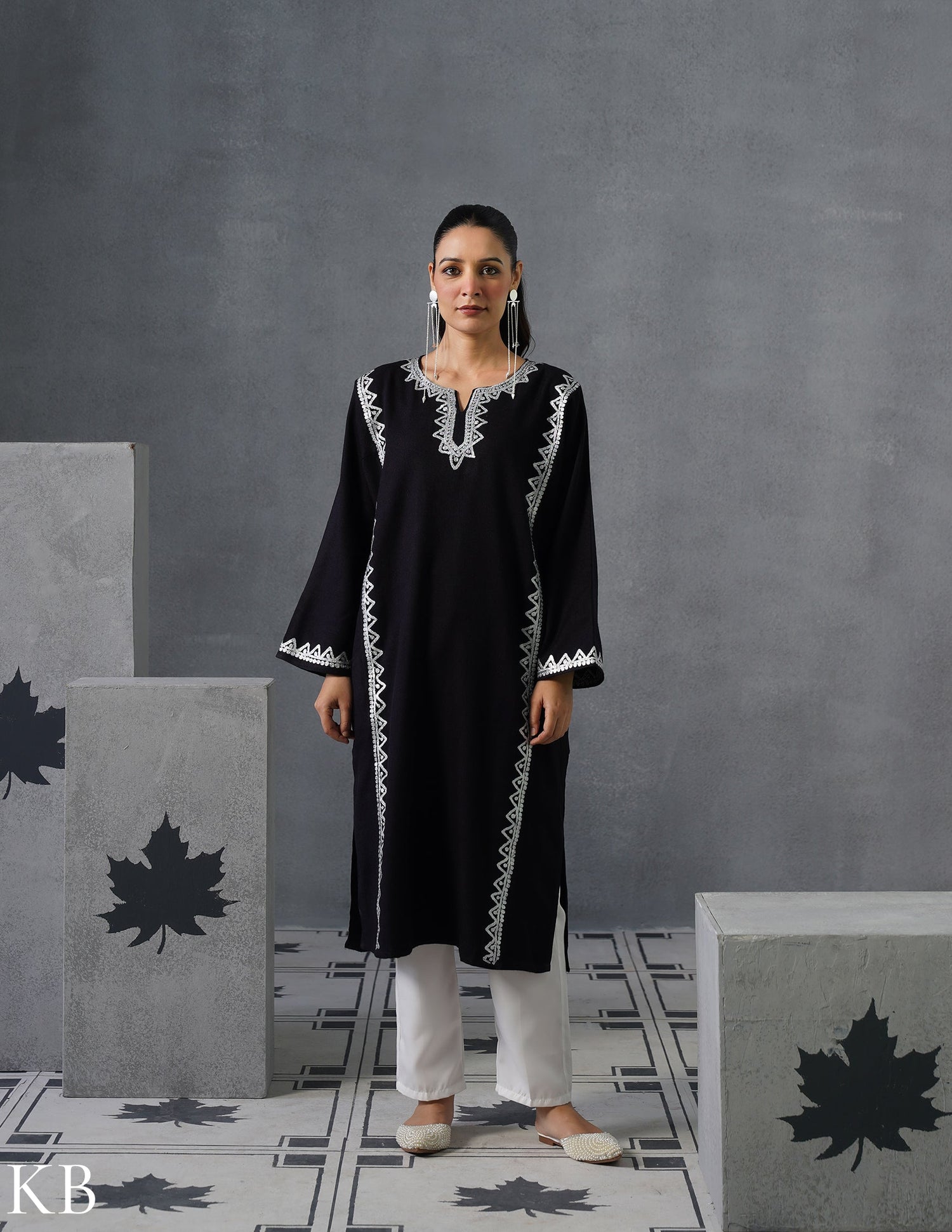 Kashmiri Silver Zari Embroidered Woollen Phiran – Black | Timeless Winter Wear - Kashmir Box