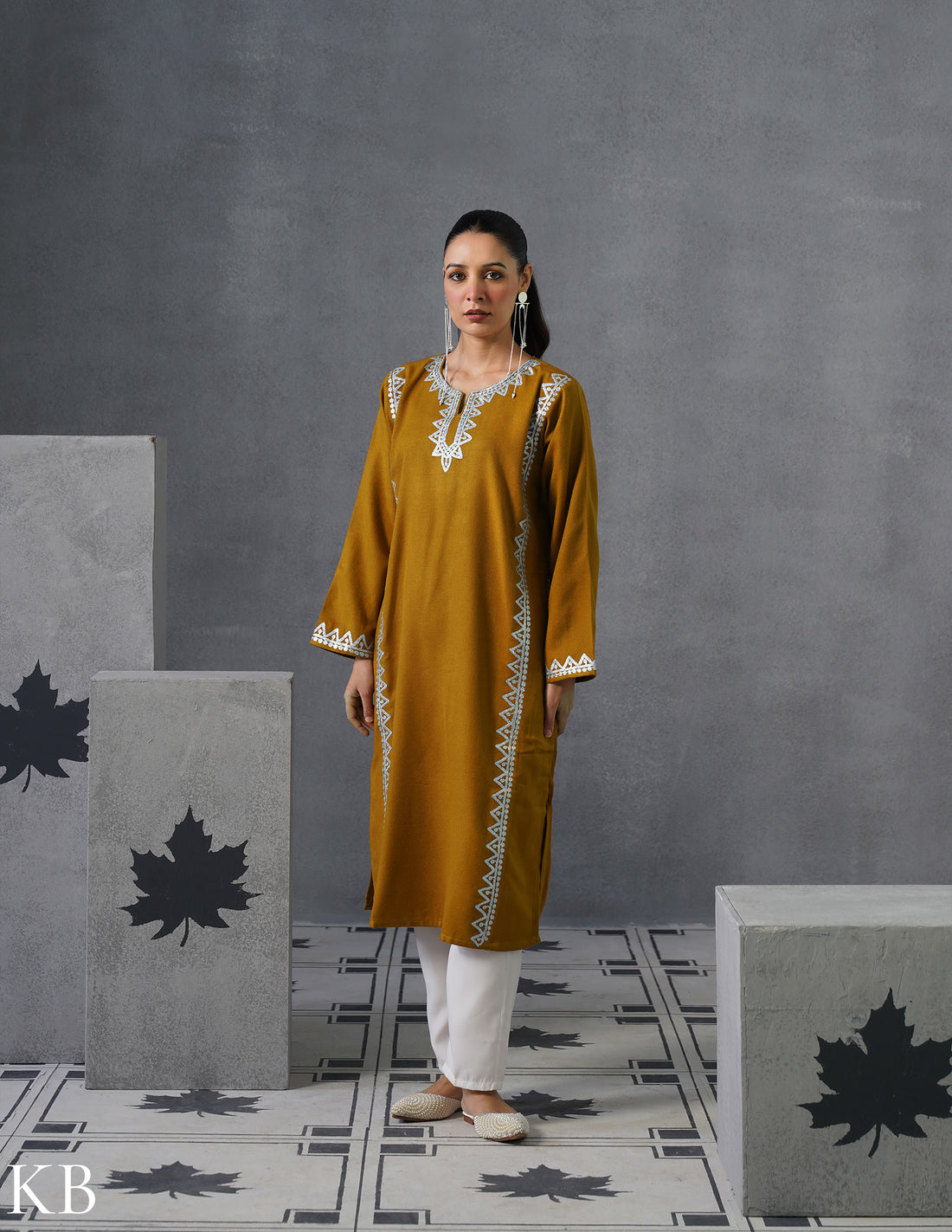 Kashmiri Silver Zari Embroidered Woollen Phiran – Mustard | Timeless Winter Wear
