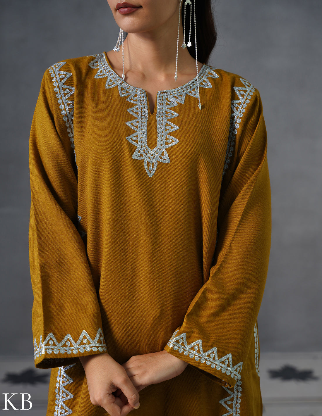 Kashmiri Silver Zari Embroidered Woollen Phiran – Mustard | Timeless Winter Wear