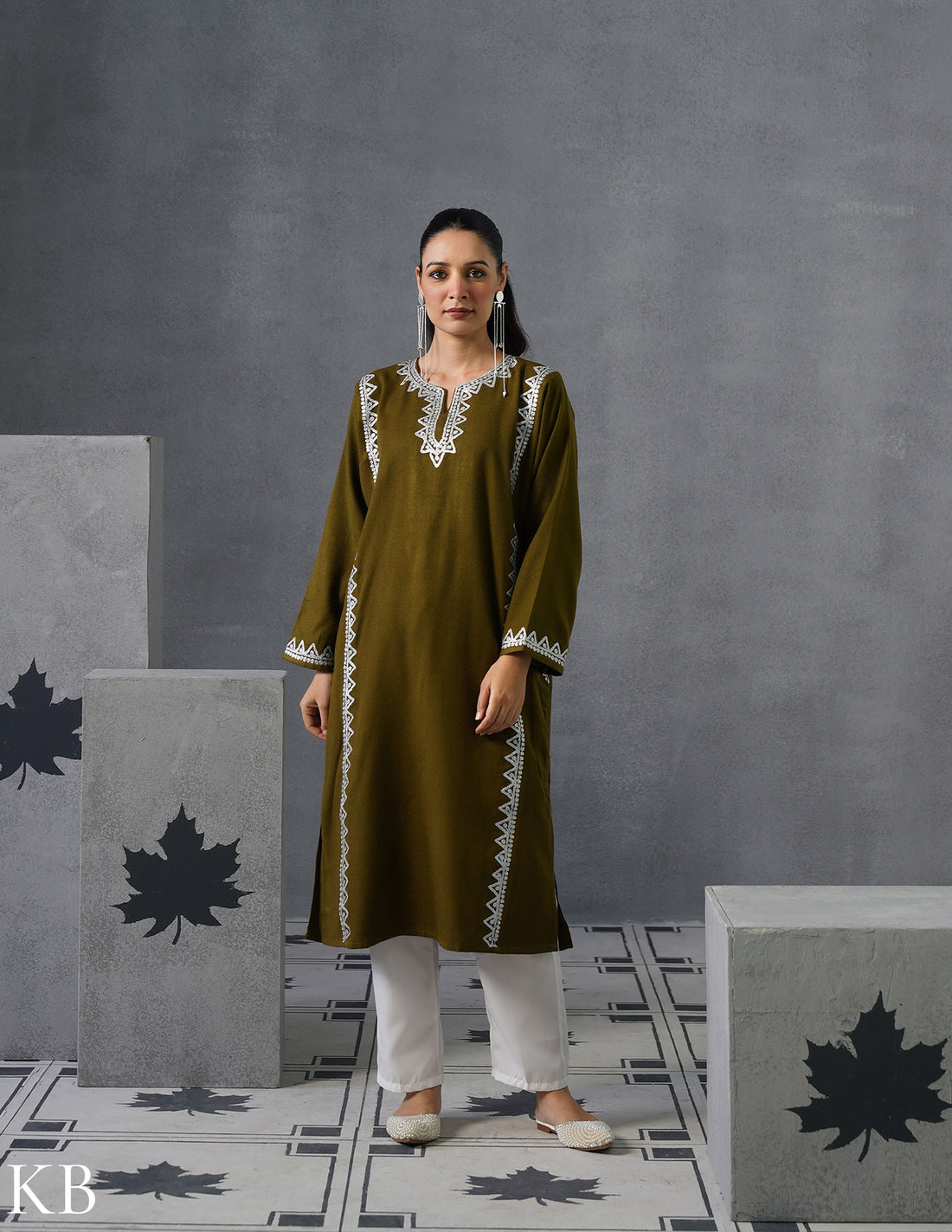 Kashmiri Silver Zari Embroidered Woollen Phiran – Moong Green | Timeless Winter Wear - Kashmir Box