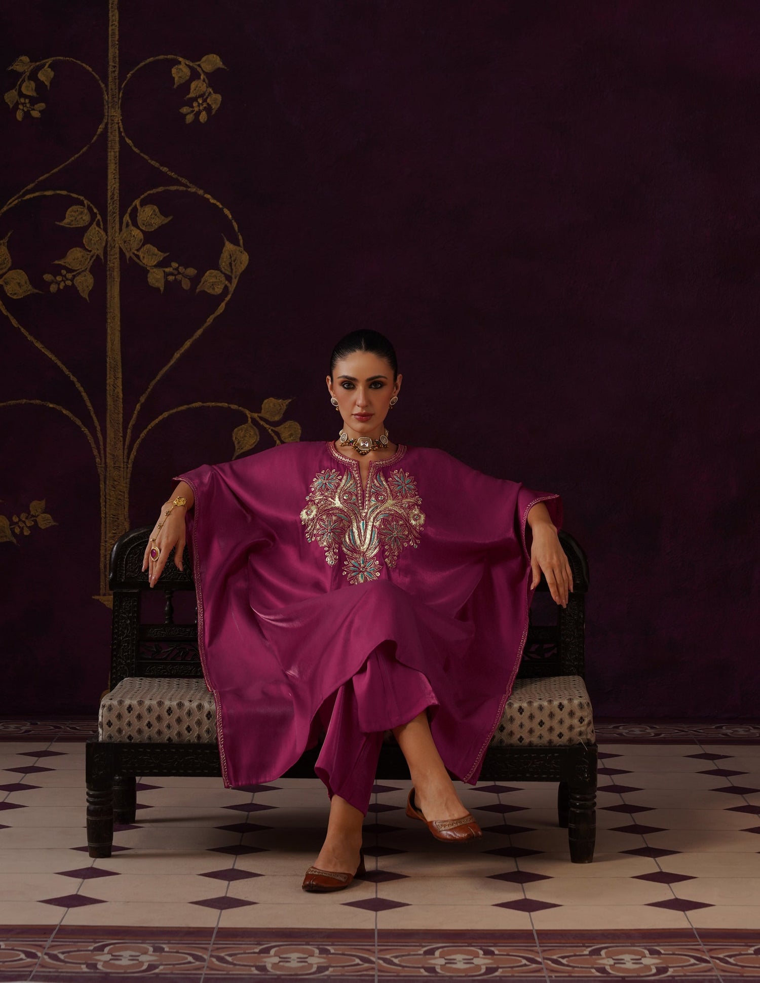 Kashmiri Tilla &amp; Thread Embroidered Silk Kaftan Set – Magenta Pink
