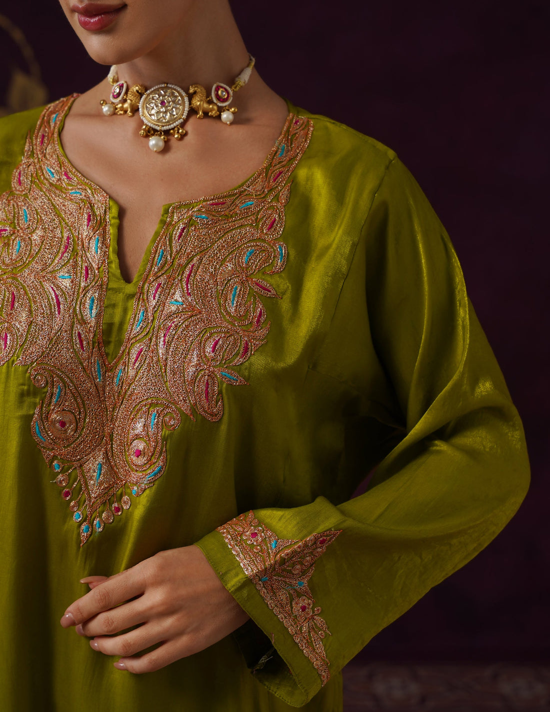Kashmiri Tilla &amp; Thread Embroidered Silk Phiran Set – Mustard Green