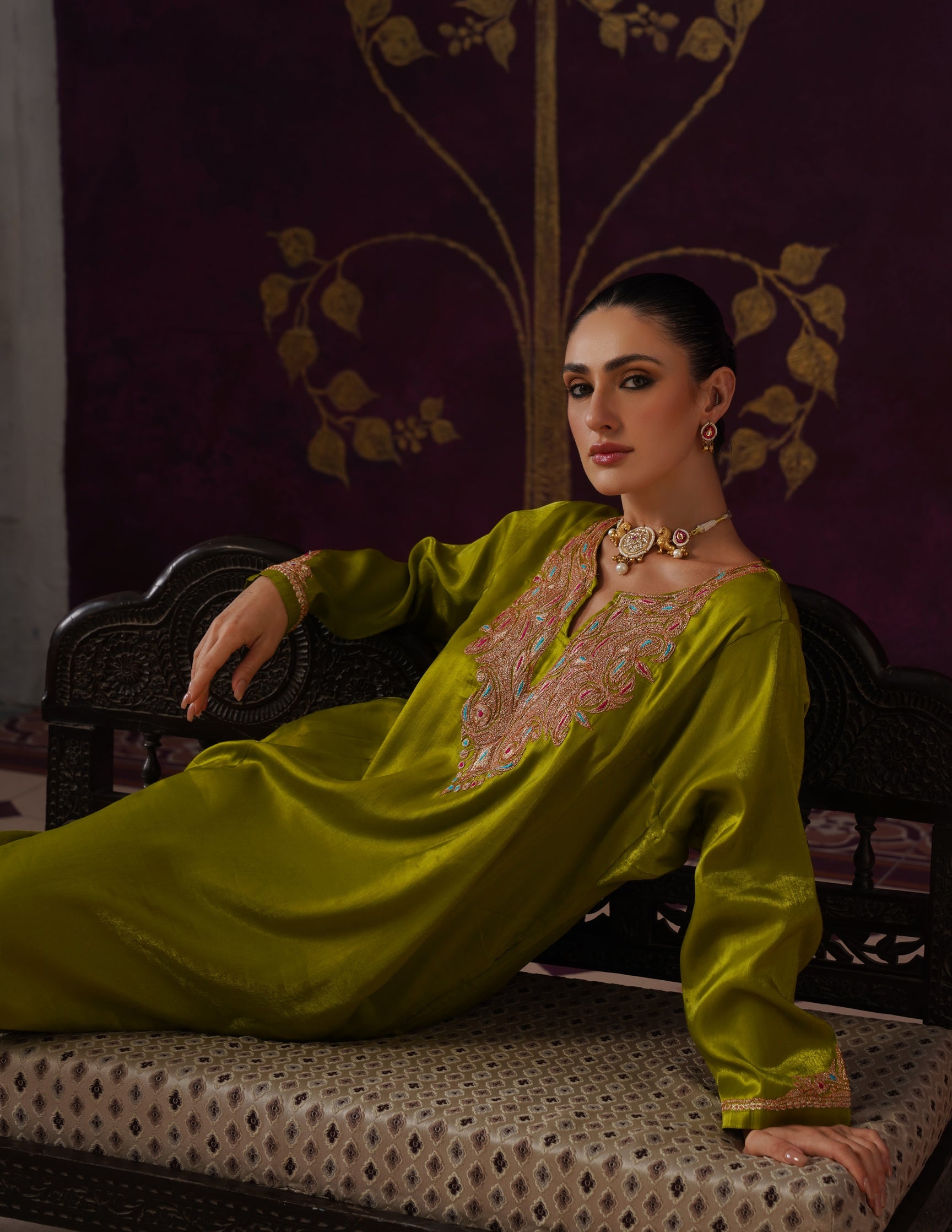 Kashmiri Tilla &amp; Thread Embroidered Silk Phiran Set – Mustard Green
