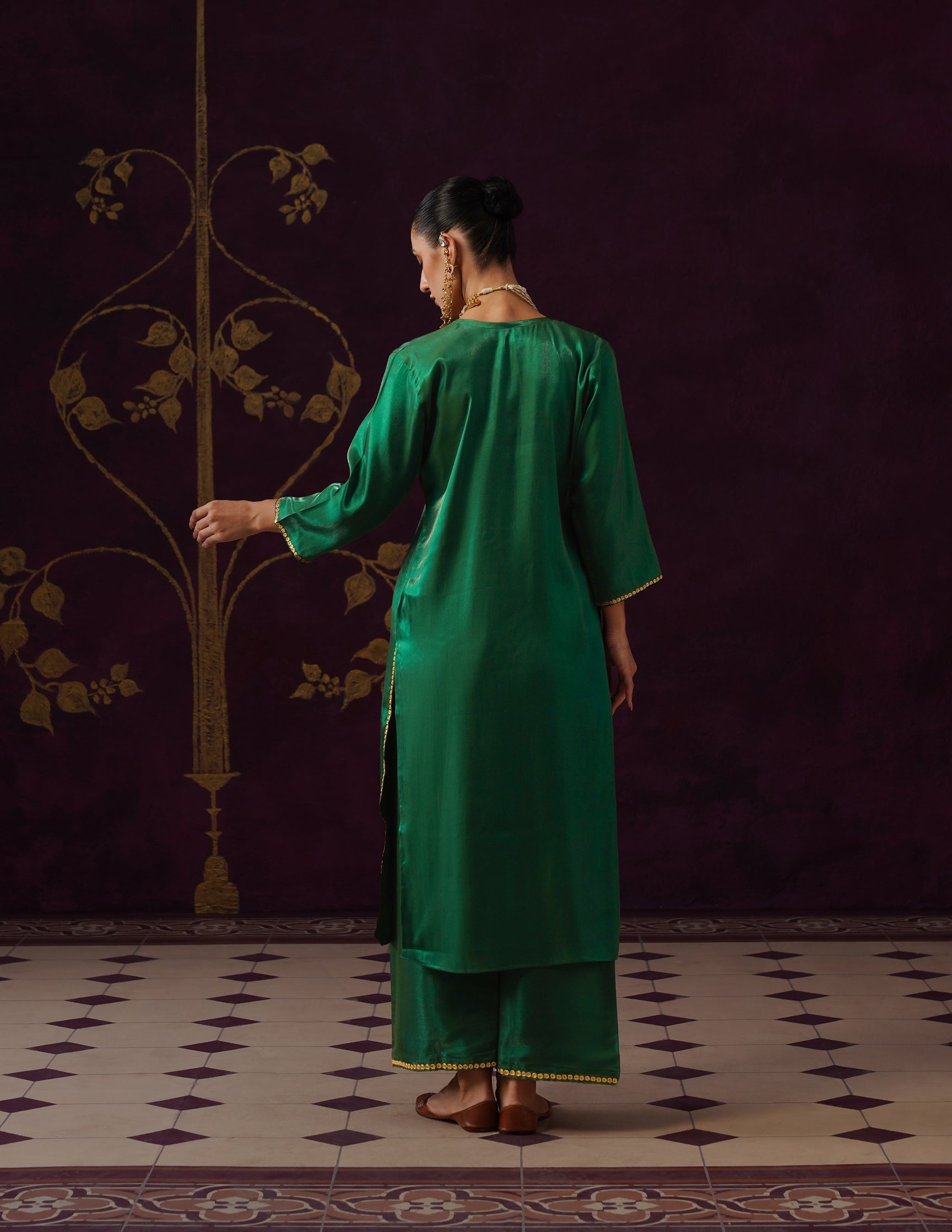 Kashmiri Tilla Embroidered Silk Co-ord Set – Bottle Green