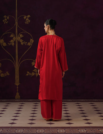 Kashmiri Tilla Embroidered Silk Phiran Set – Red