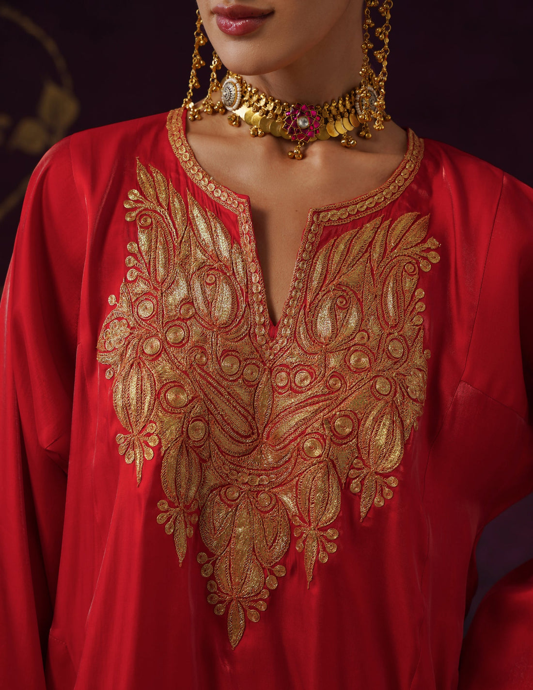Kashmiri Tilla Embroidered Silk Phiran Set – Red