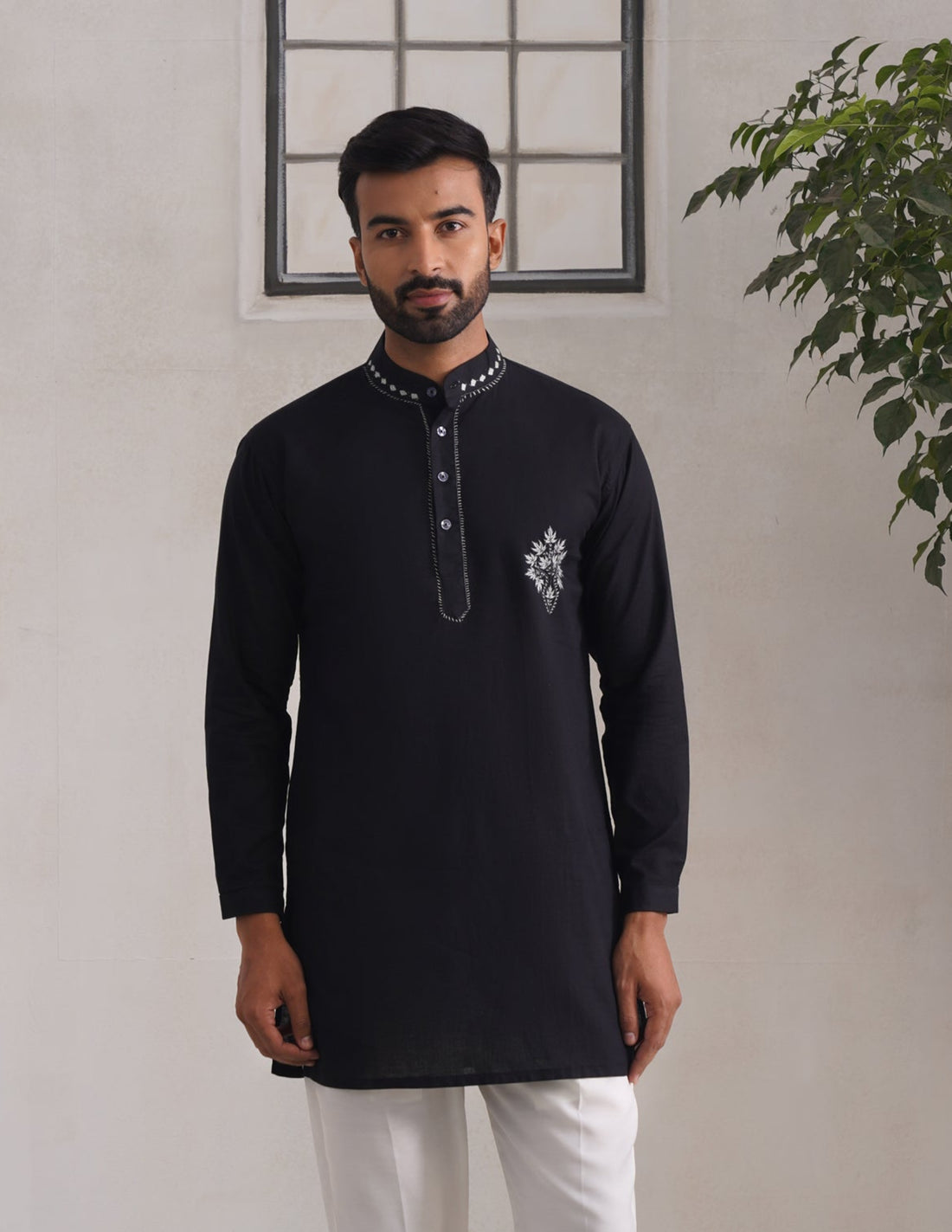 Kashmiri Sozni Chinar Linen Cotton Short Kurta – Black | Handcrafted Heritage