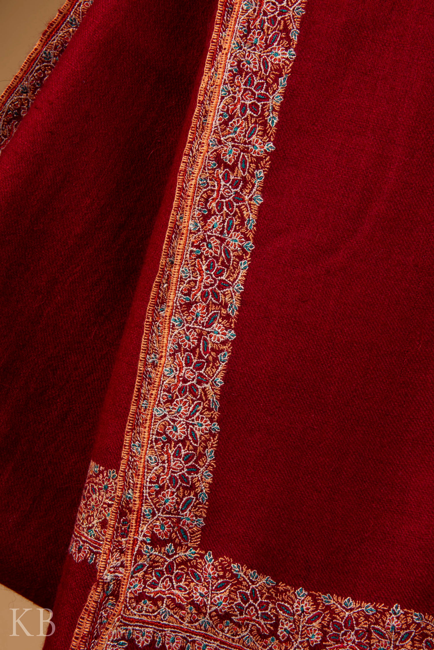 Red Sozni Embroidered GI Pashmina Shawl - Kashmir Box