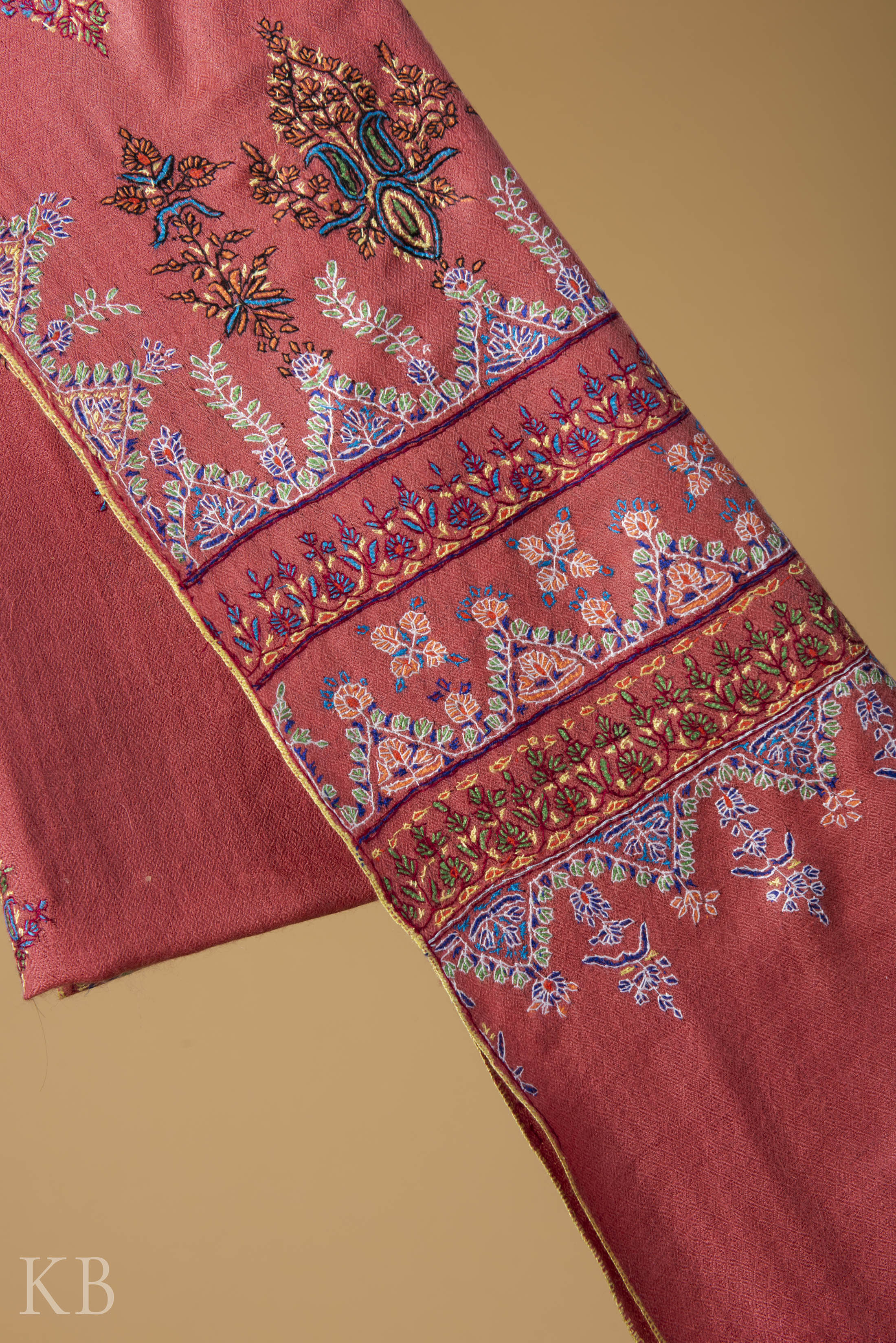 Peach Paldaar Embroidered Pashmina Stole - Kashmir Box