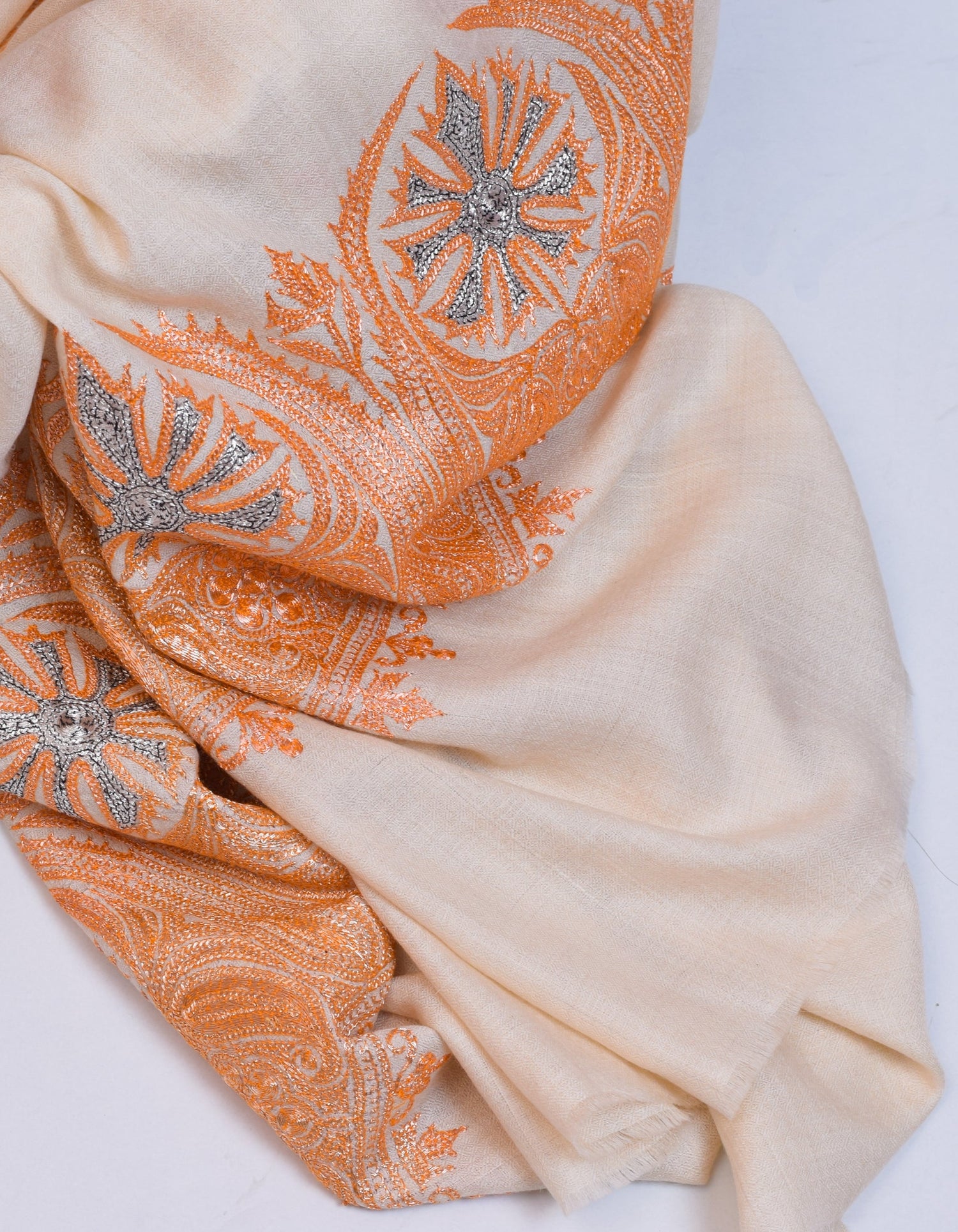 Cream Handwoven Tilla Embroidered Palladaar Pashmina Shawl