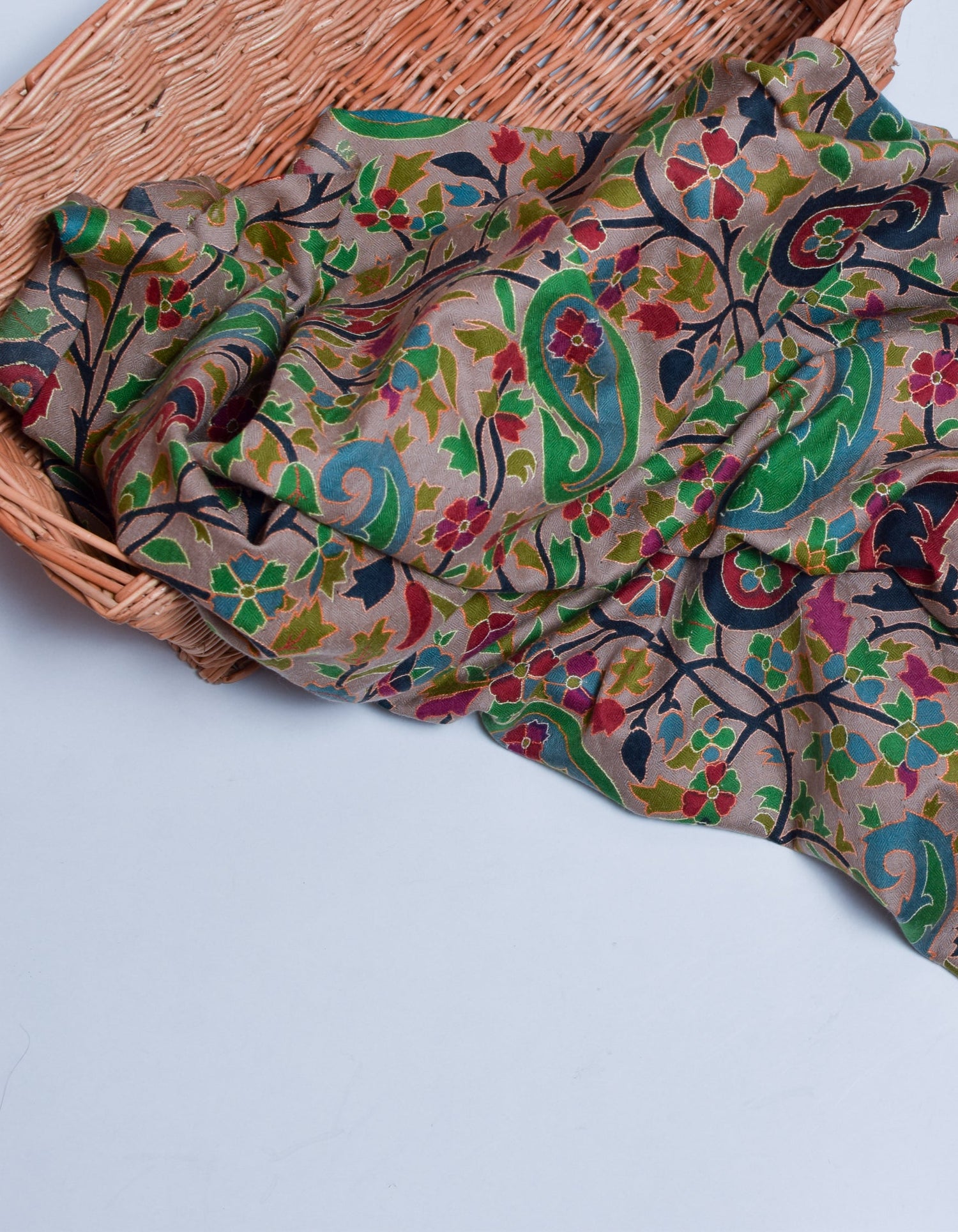 Multicolour Kani Pattern Handwoven Detailed Embroidery Cashmere Pashmina Shawl