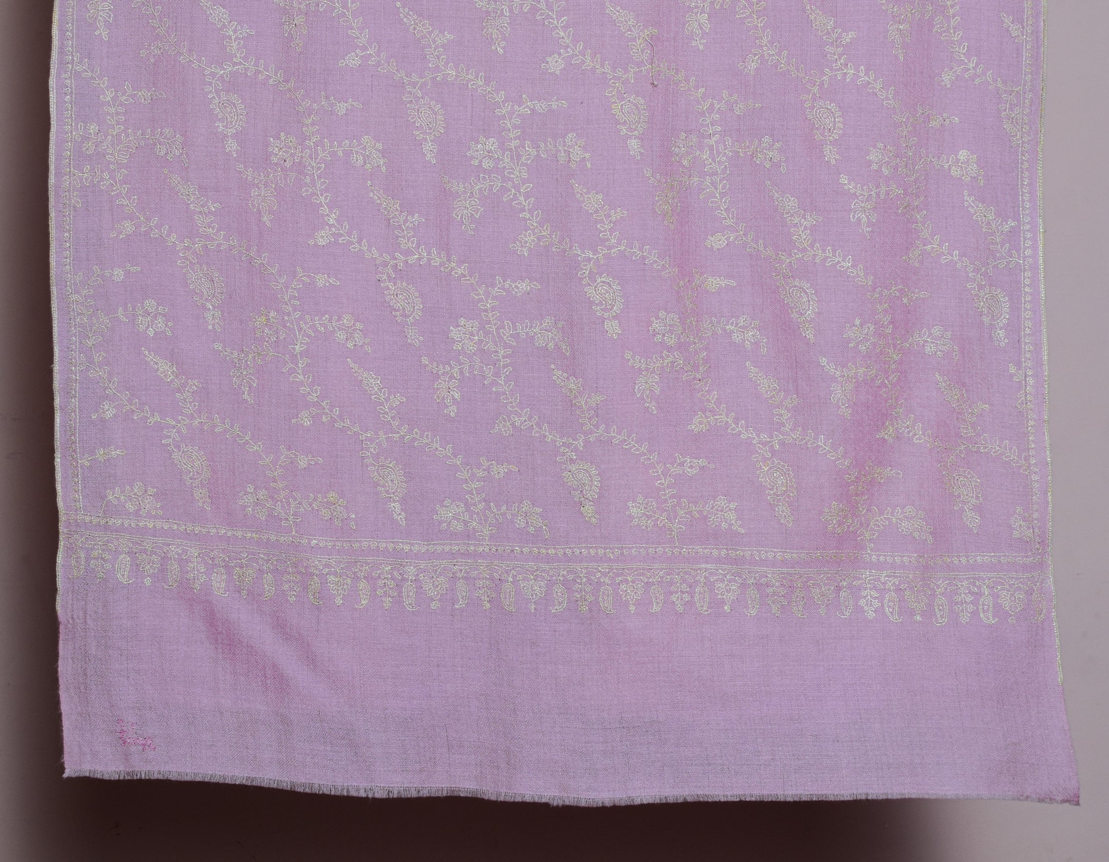 Soft  pink Handwoven Jaali Embroidered Cashmere Pashmina Stole