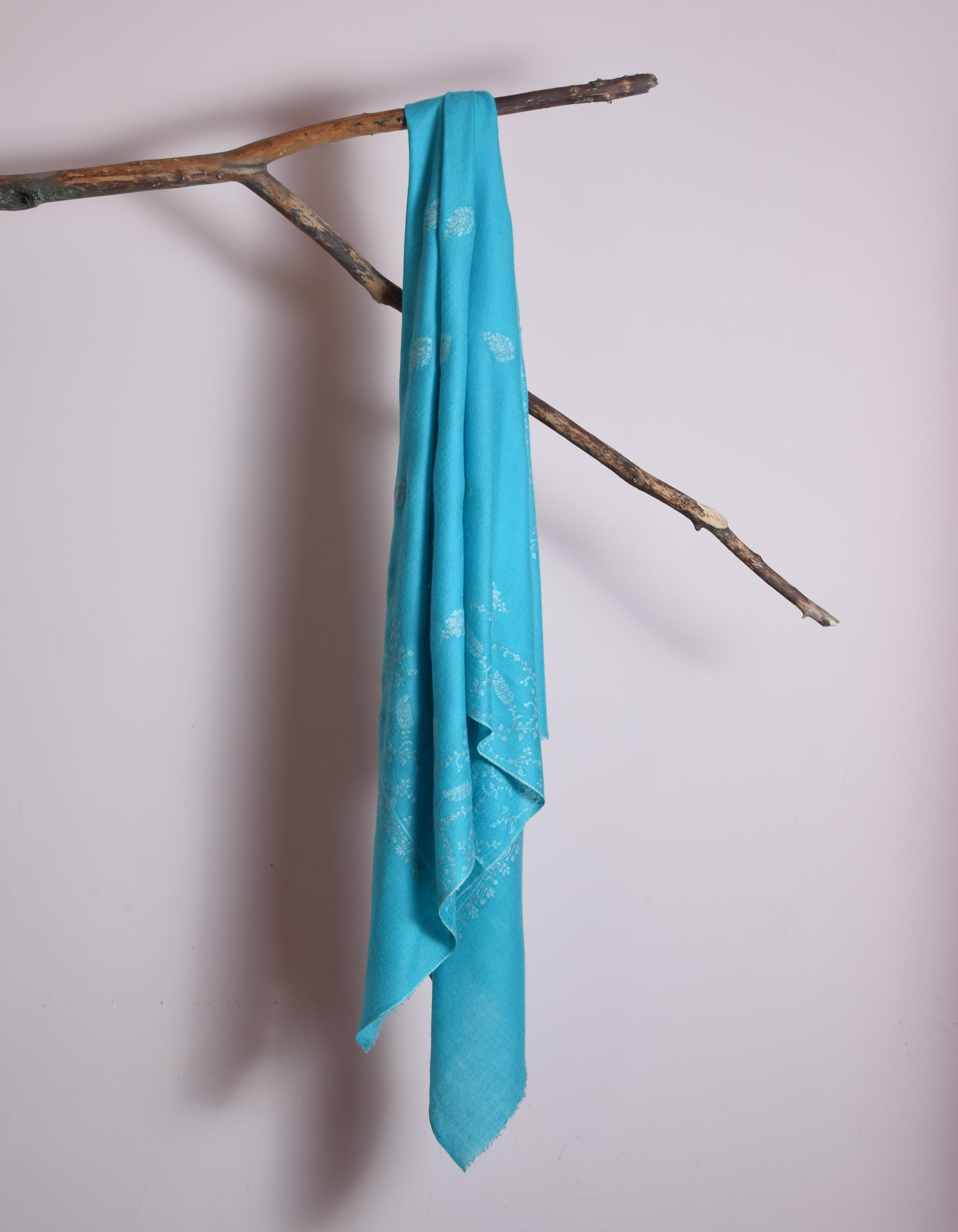 Sky Diamond Handwoven Bouquet Embroidered Cashmere Pashmina Shawl - Kashmir Box