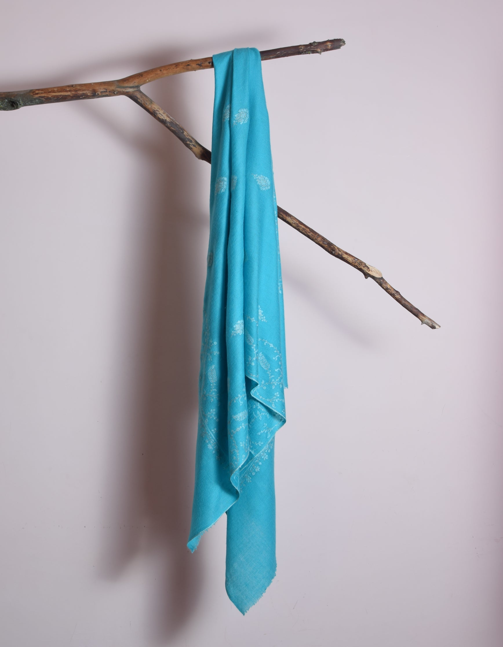 Sky Diamond Handwoven Bouquet Embroidered Cashmere Pashmina Shawl