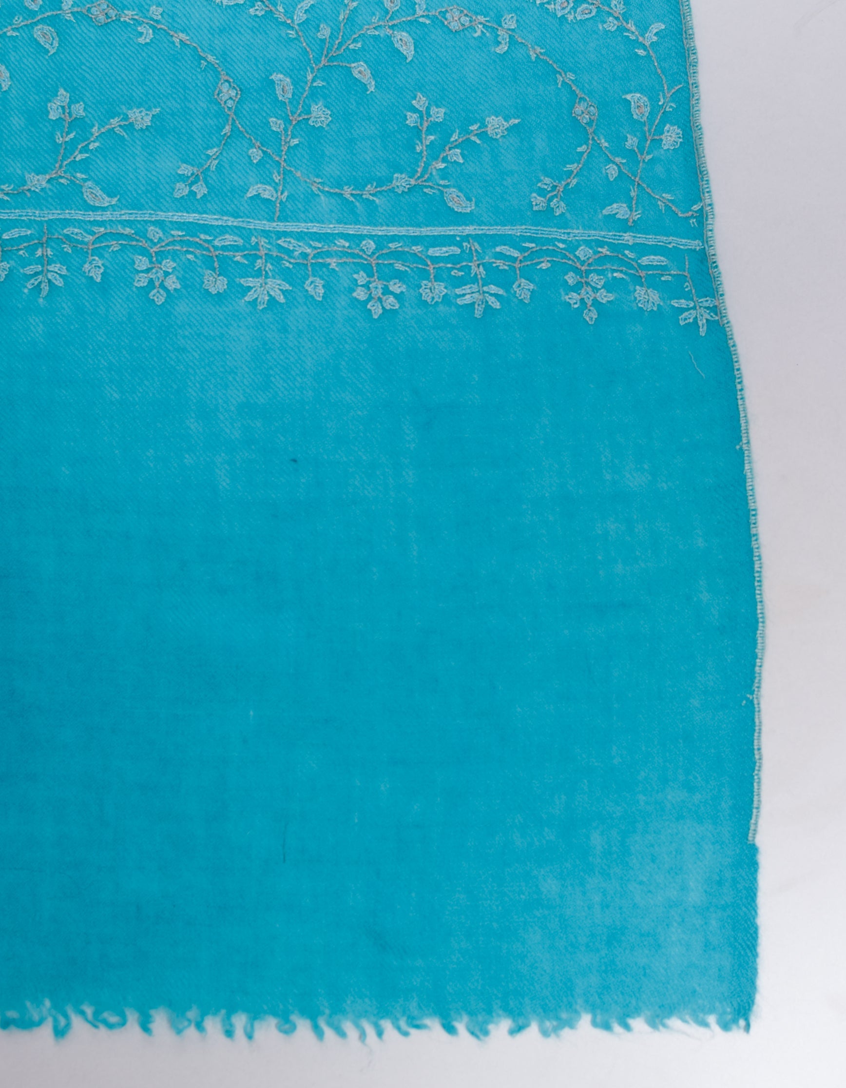Sky Diamond Handwoven Bouquet Embroidered Cashmere Pashmina Shawl - Kashmir Box