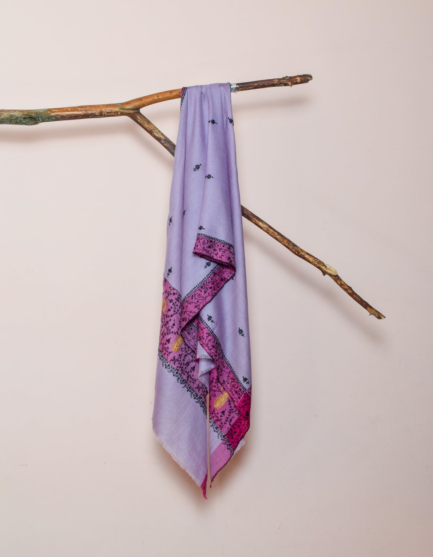 Light Lavender Handwoven Sozni Border Embroidered Cashmere Pashmina Stole - Kashmir Box
