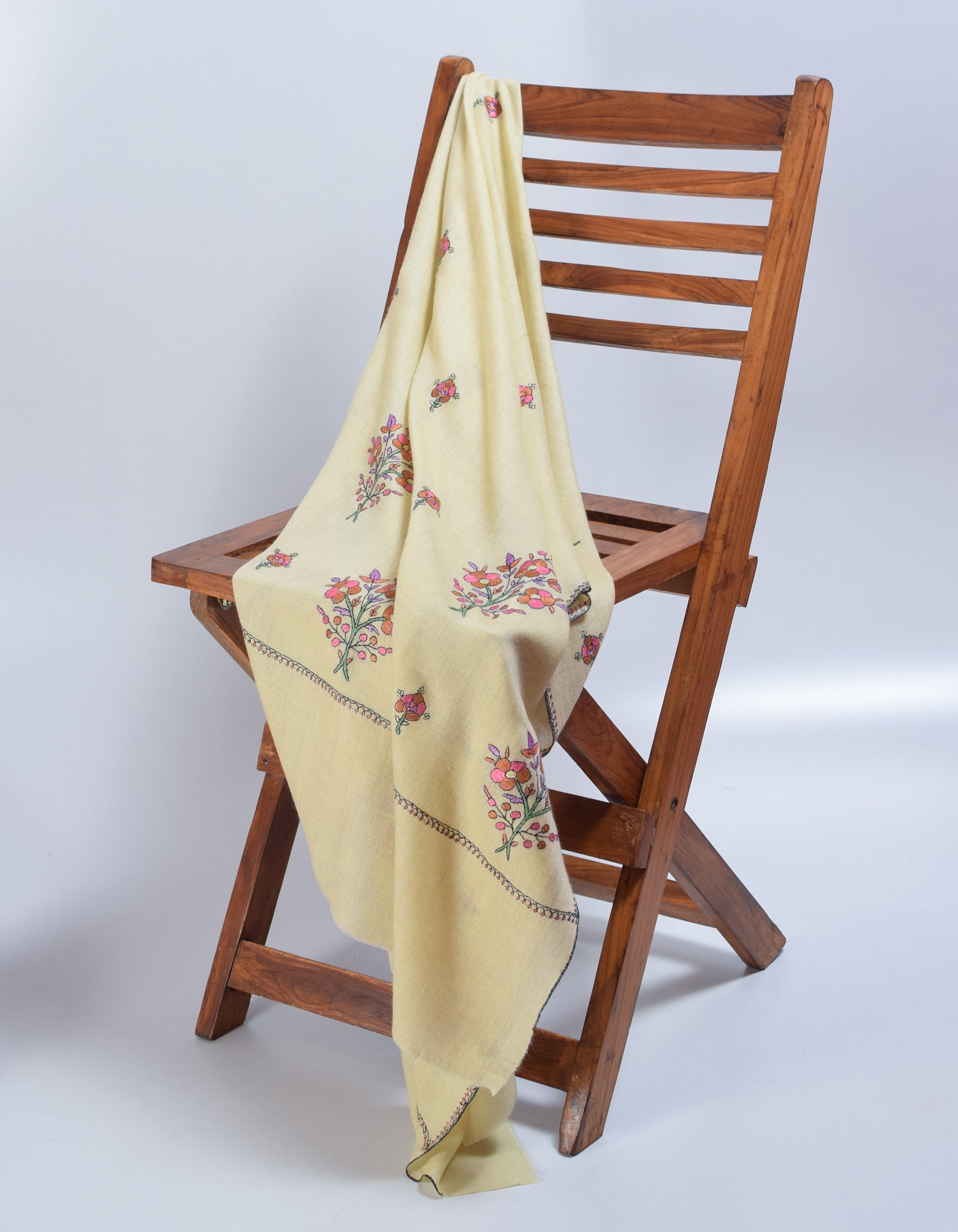 Light Yellow Handwoven Floral Embroidered Cashmere Pashmina Stole