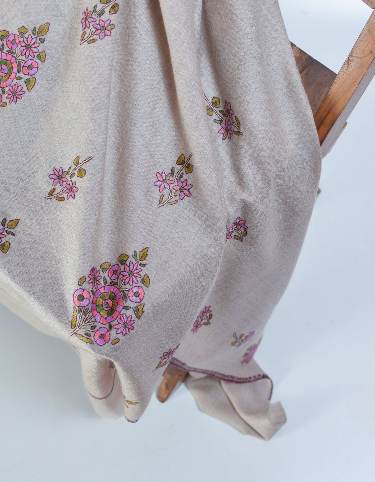 Pastel Grey Handwoven Floral Sozni Embroidered Cashmere Pashmina Stole