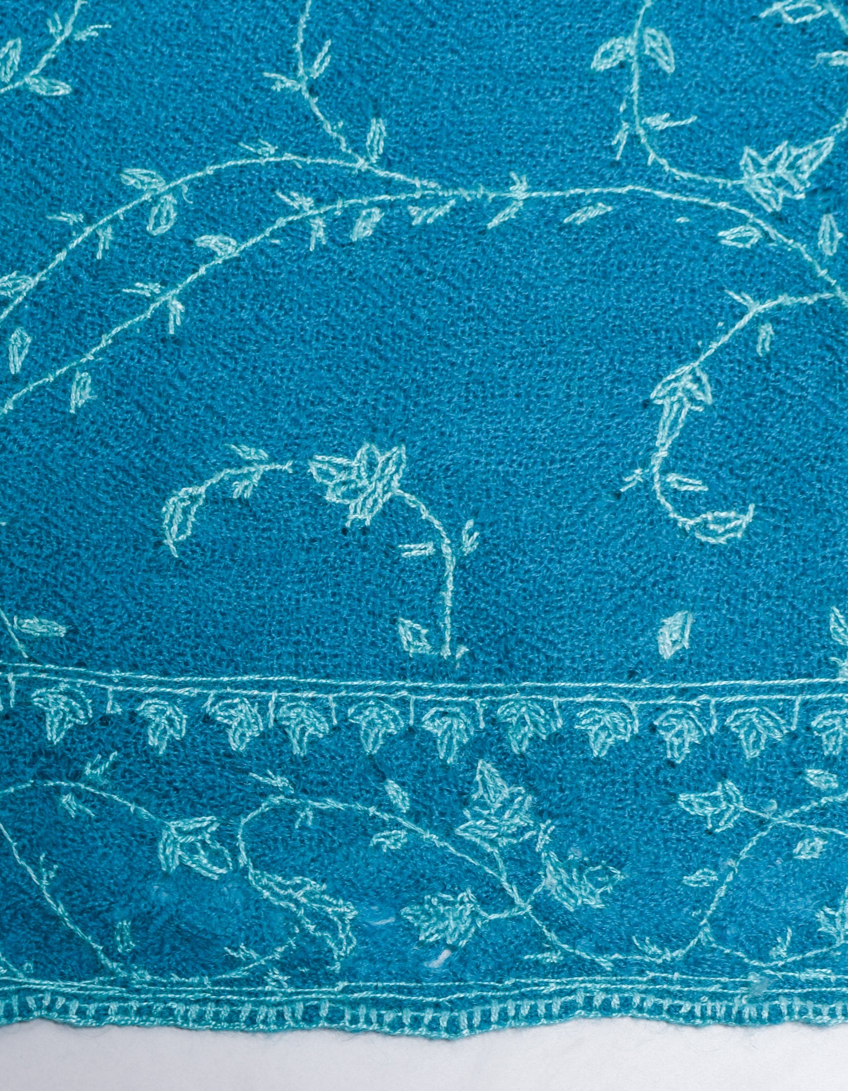 Deep Blue Handwoven Jaali Embroidered Cashmere Pashmina Shawl - Kashmir Box