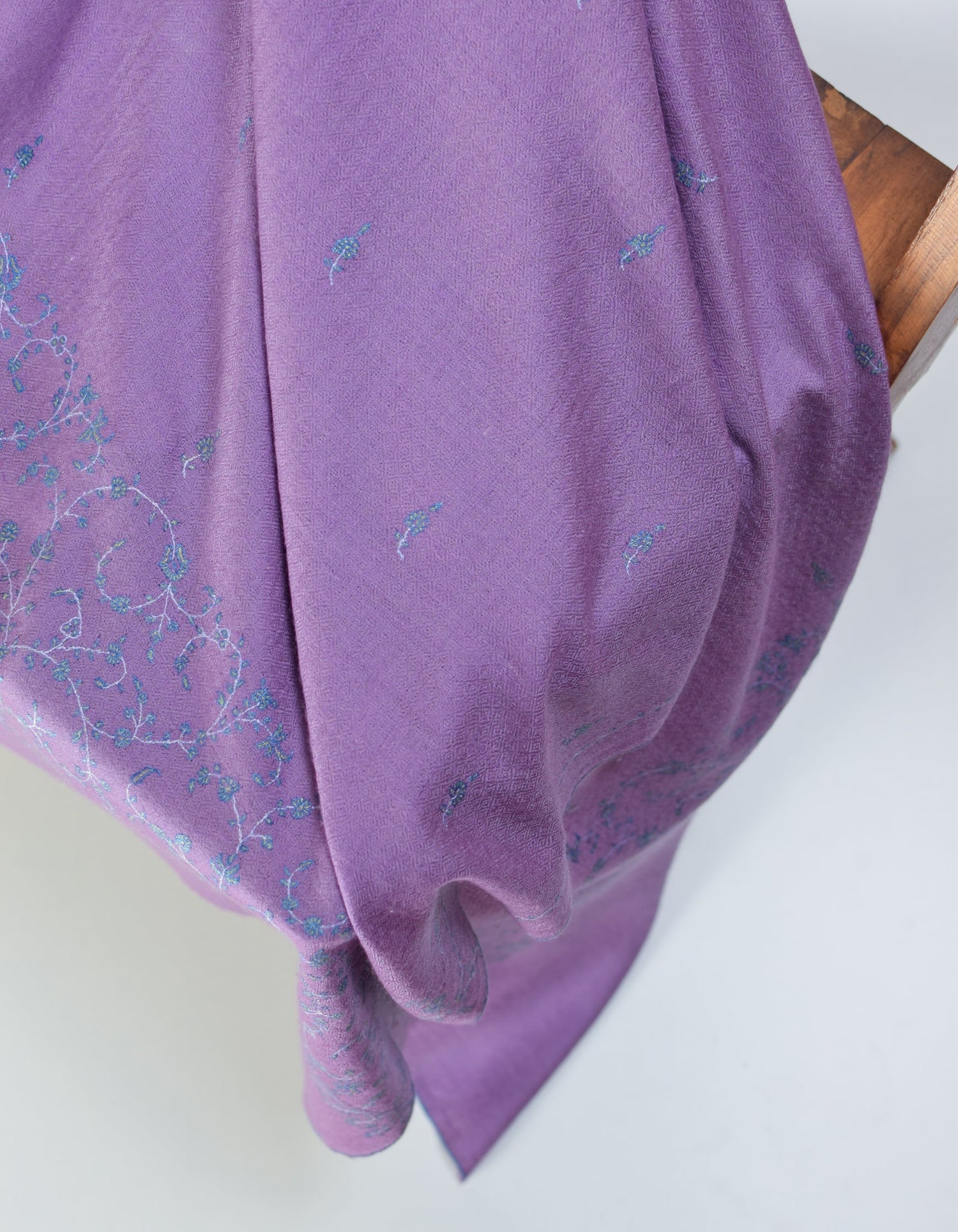 Lavender Handwoven Soft Embroidered Cashmere Pashmina Stole