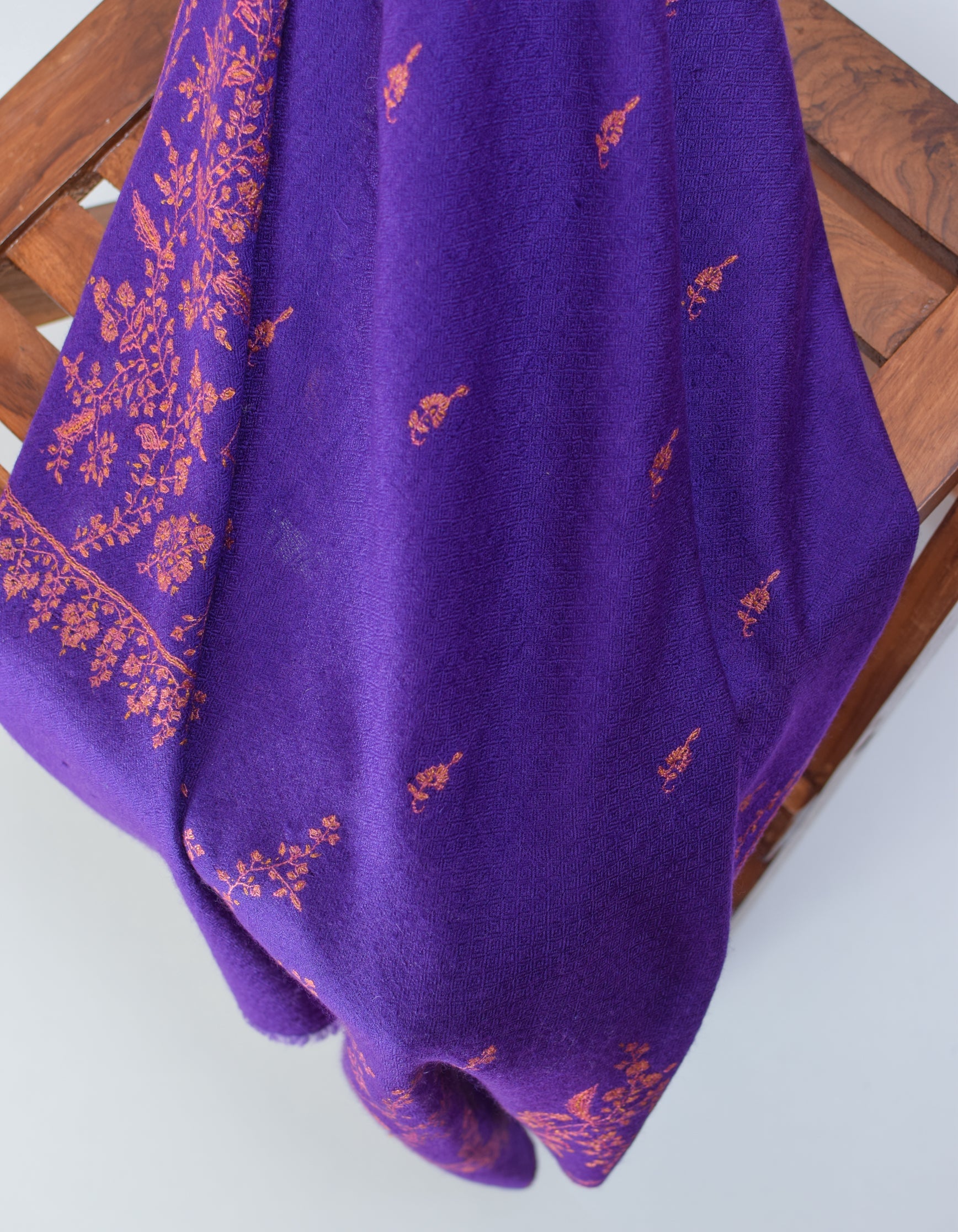 Regal Purple Handwoven Sozni Border Embroidered Cashmere Pashmina Stole