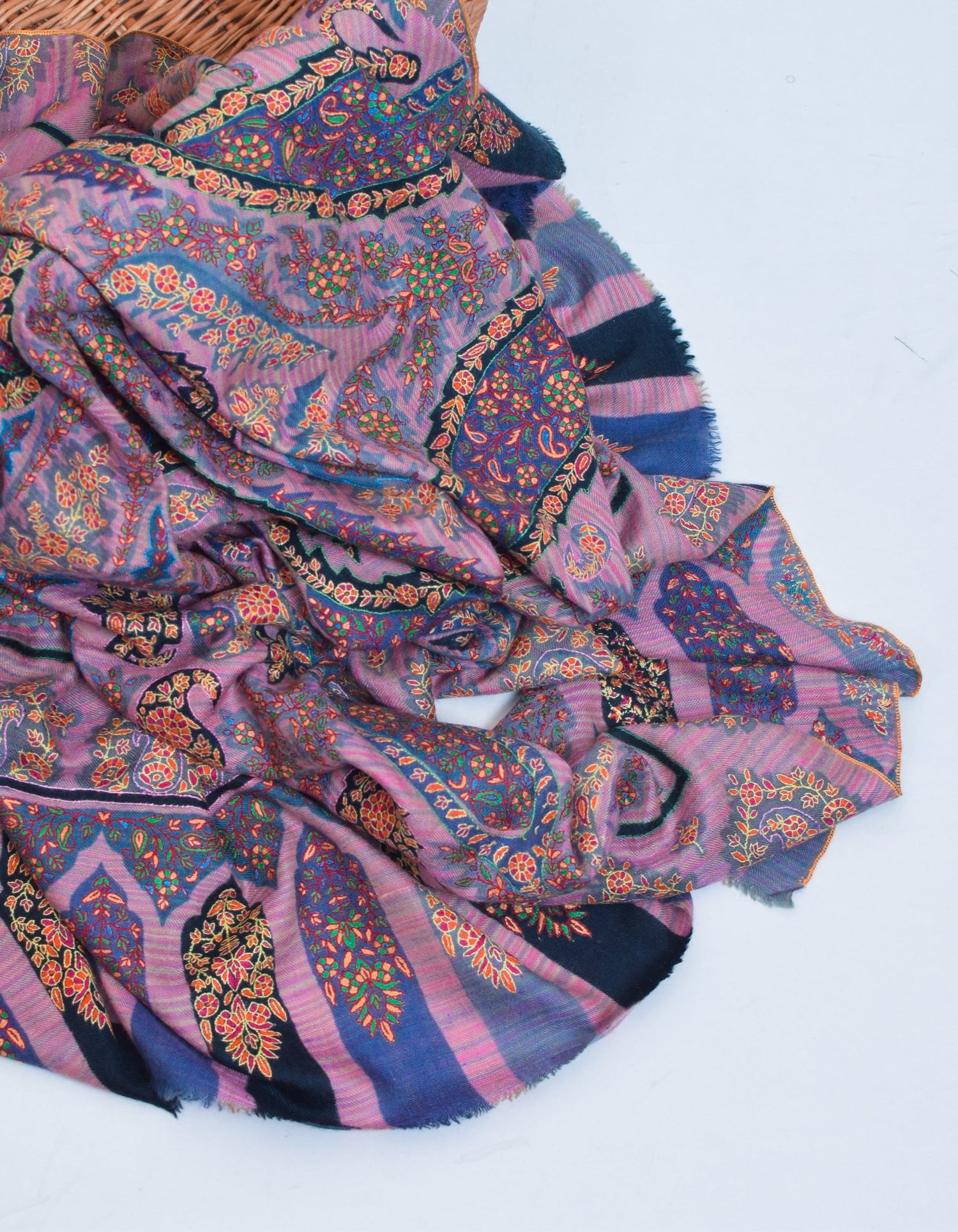 Arched Handwoven Kalamkari Jamawar Sozni Embroidered Pashmina Shawl