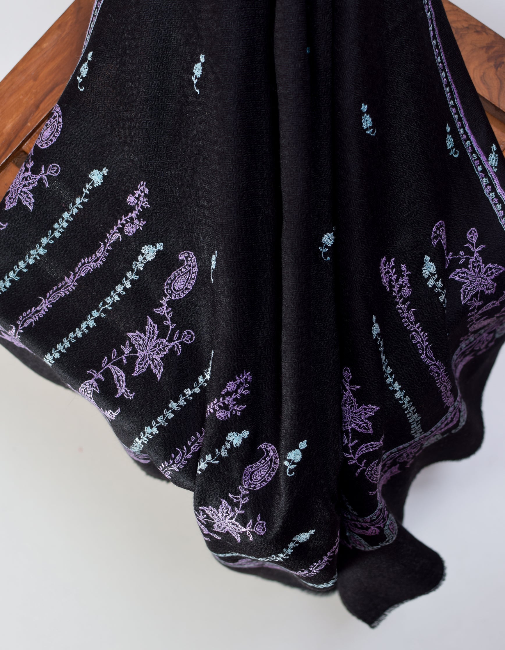 Jet Black Handwoven Border Embroidered Cashmere Pashmina Stole