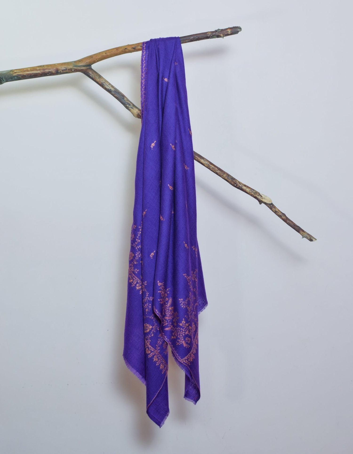 Regal Purple Handwoven Sozni Border Embroidered Cashmere Pashmina Stole