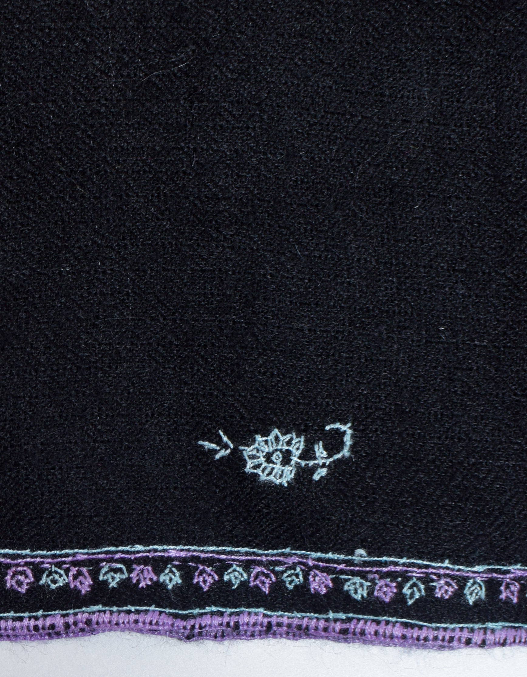 Jet Black Handwoven Border Embroidered Cashmere Pashmina Stole