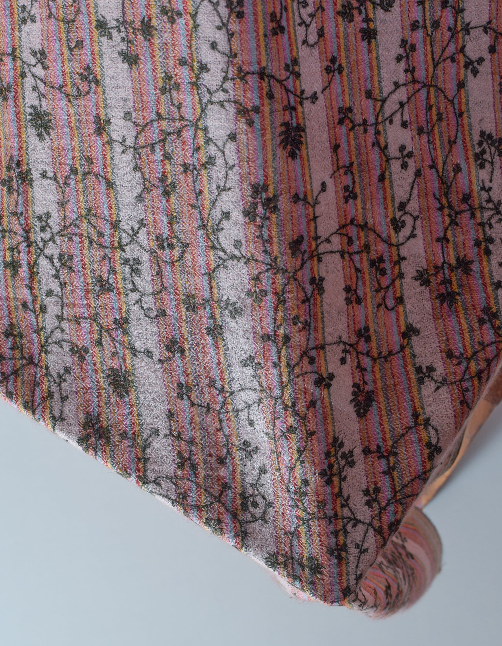 Pale Pink Handwoven Sozni Embroidered Cashmere Pashmina Stole