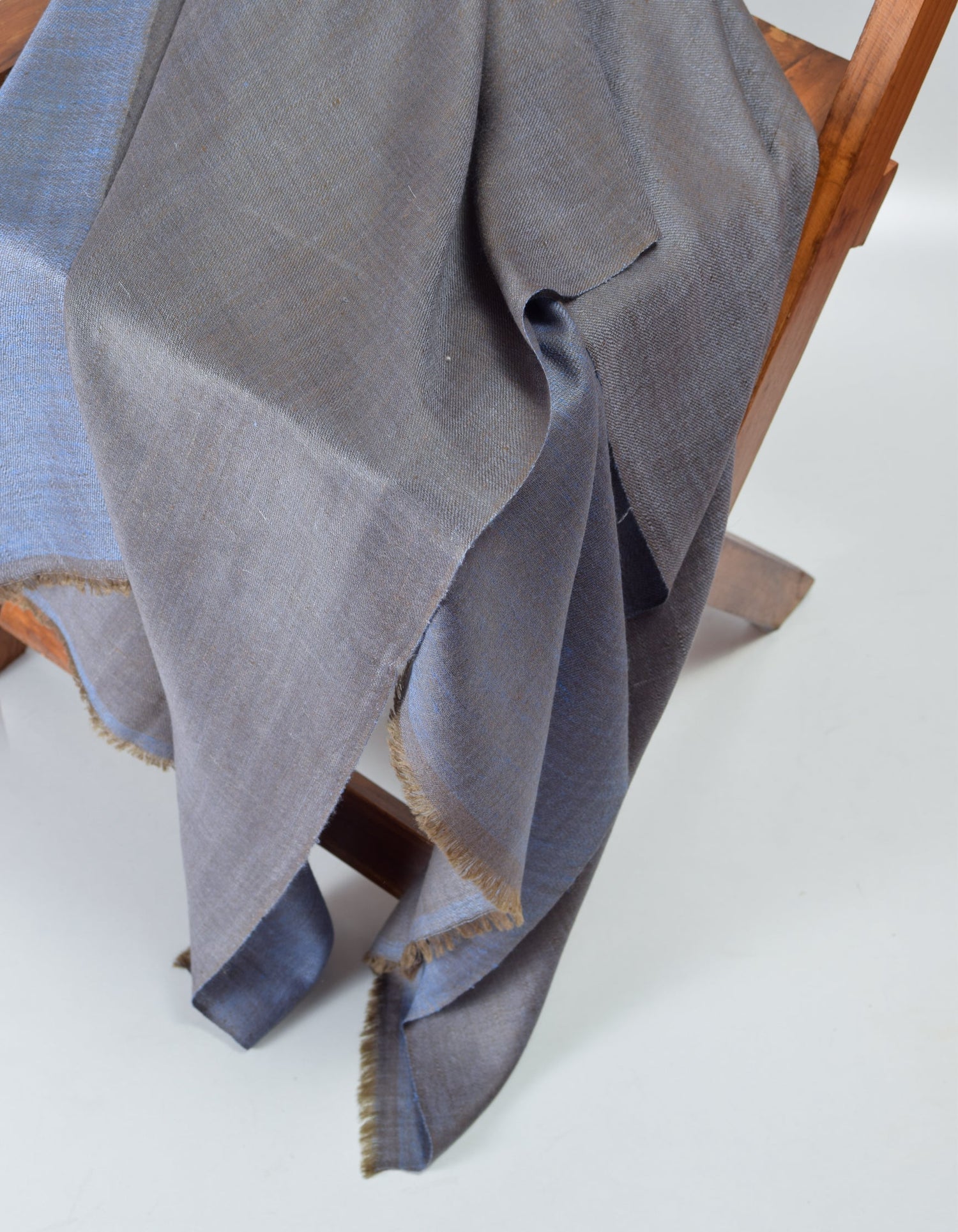 Kashmir Grey Handwoven Reversible Cashmere Pashmina Shawl - Kashmir Box