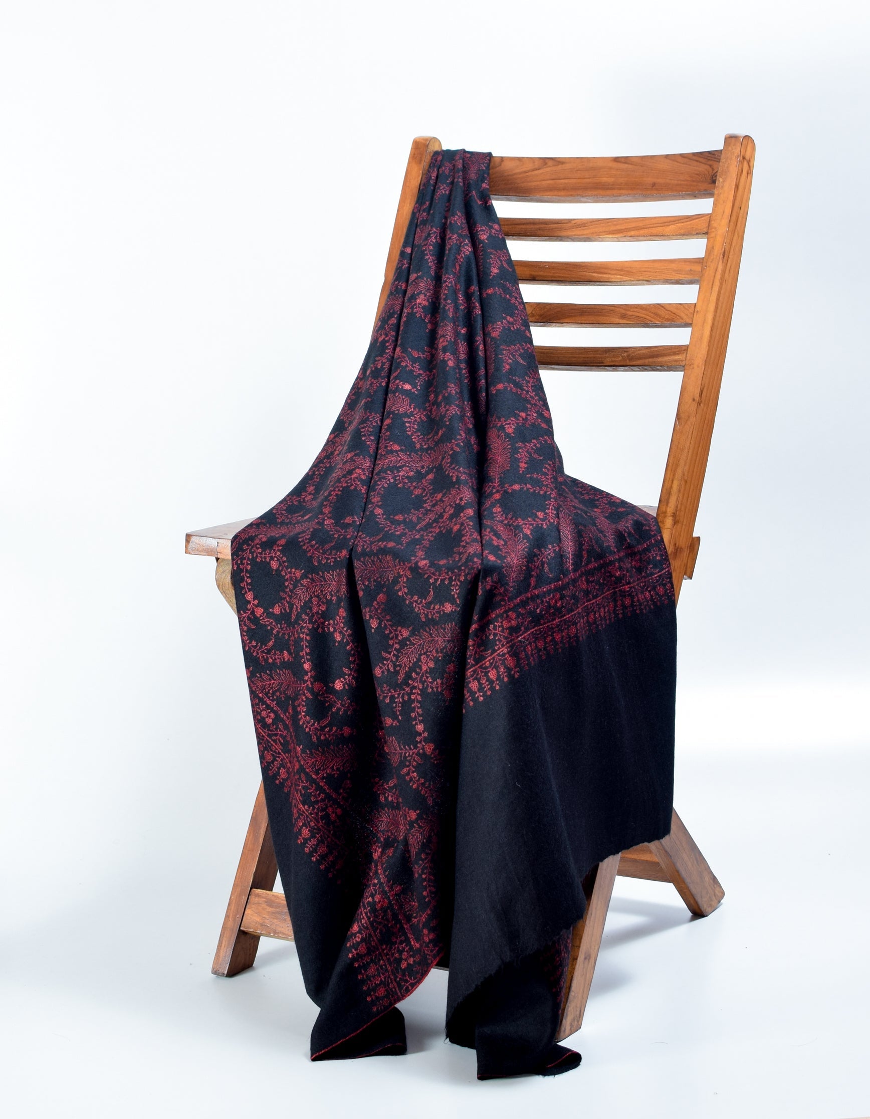 Black Handwoven Sozni Floral Embroidered Cashmere Pashmina Shawl