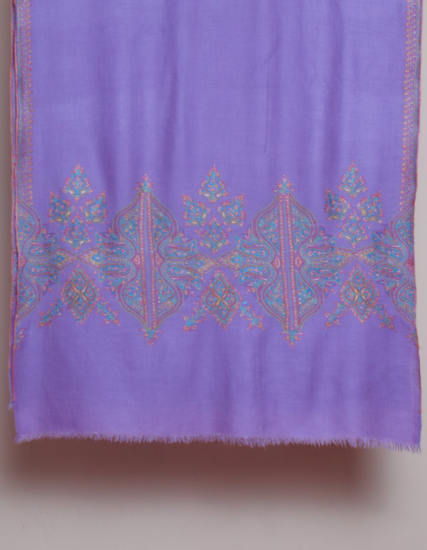 Soft Purple Handwoven Sozni Palla Embroidered Cashmere Pashmina Stole